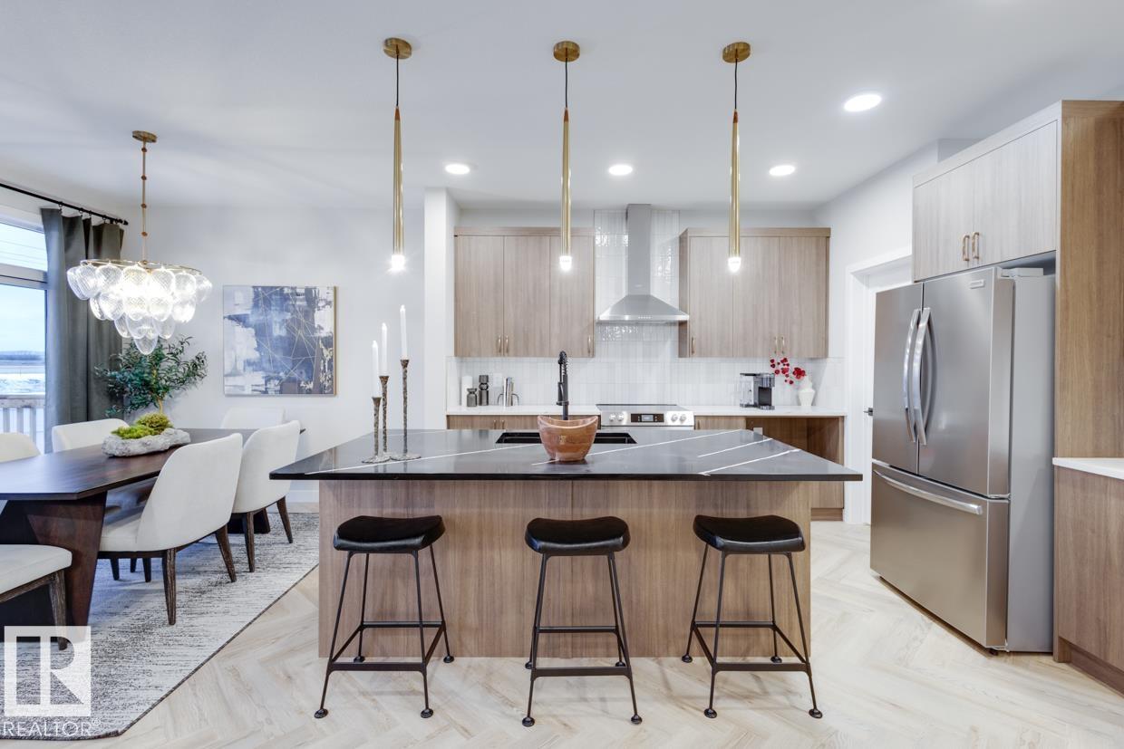 4136 208 Street NW, Edgemont, Edmonton