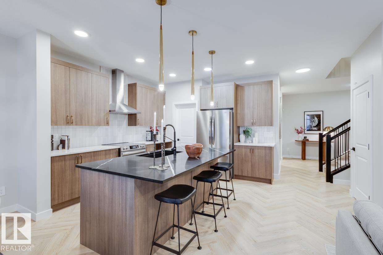 4136 208 Street NW, Edgemont, Edmonton