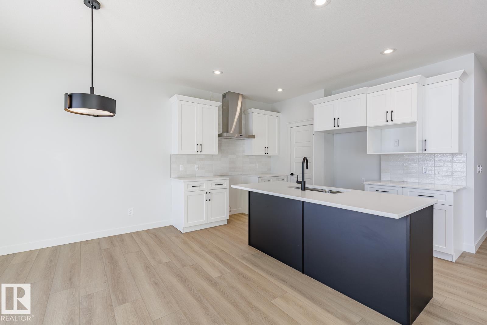 Photo 15 at 47 Renwyck Place, Fenwyck, Spruce Grove