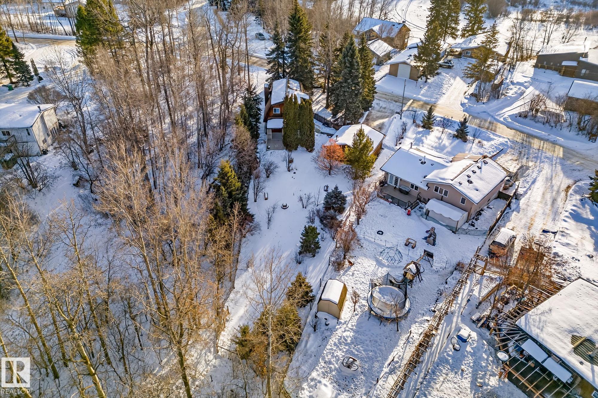 700 Lakeside Drive, Spring Lake, Rural Parkland County