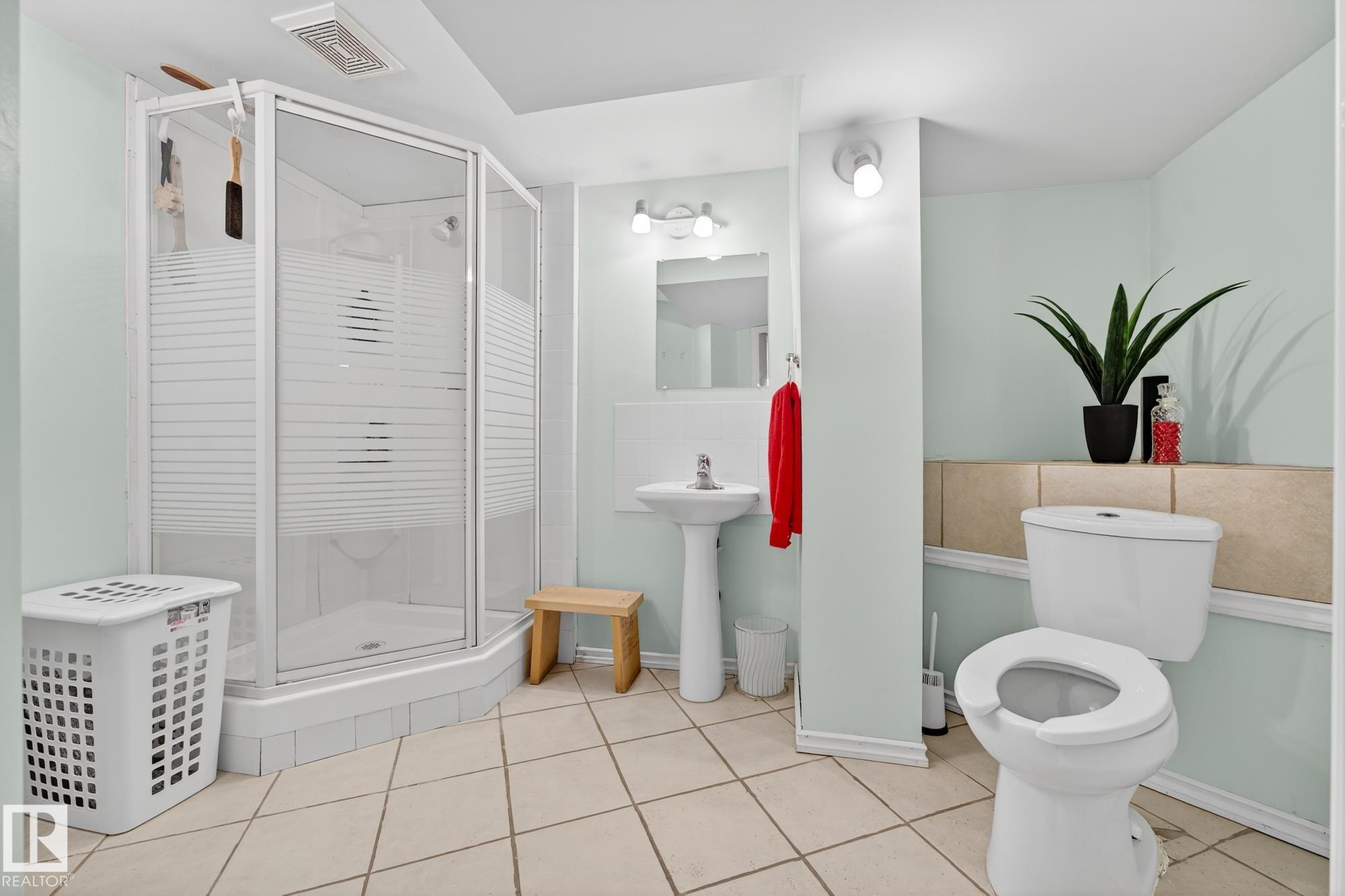 Photo 49 at 700 Lakeside Drive, Spring Lake, Rural Parkland County