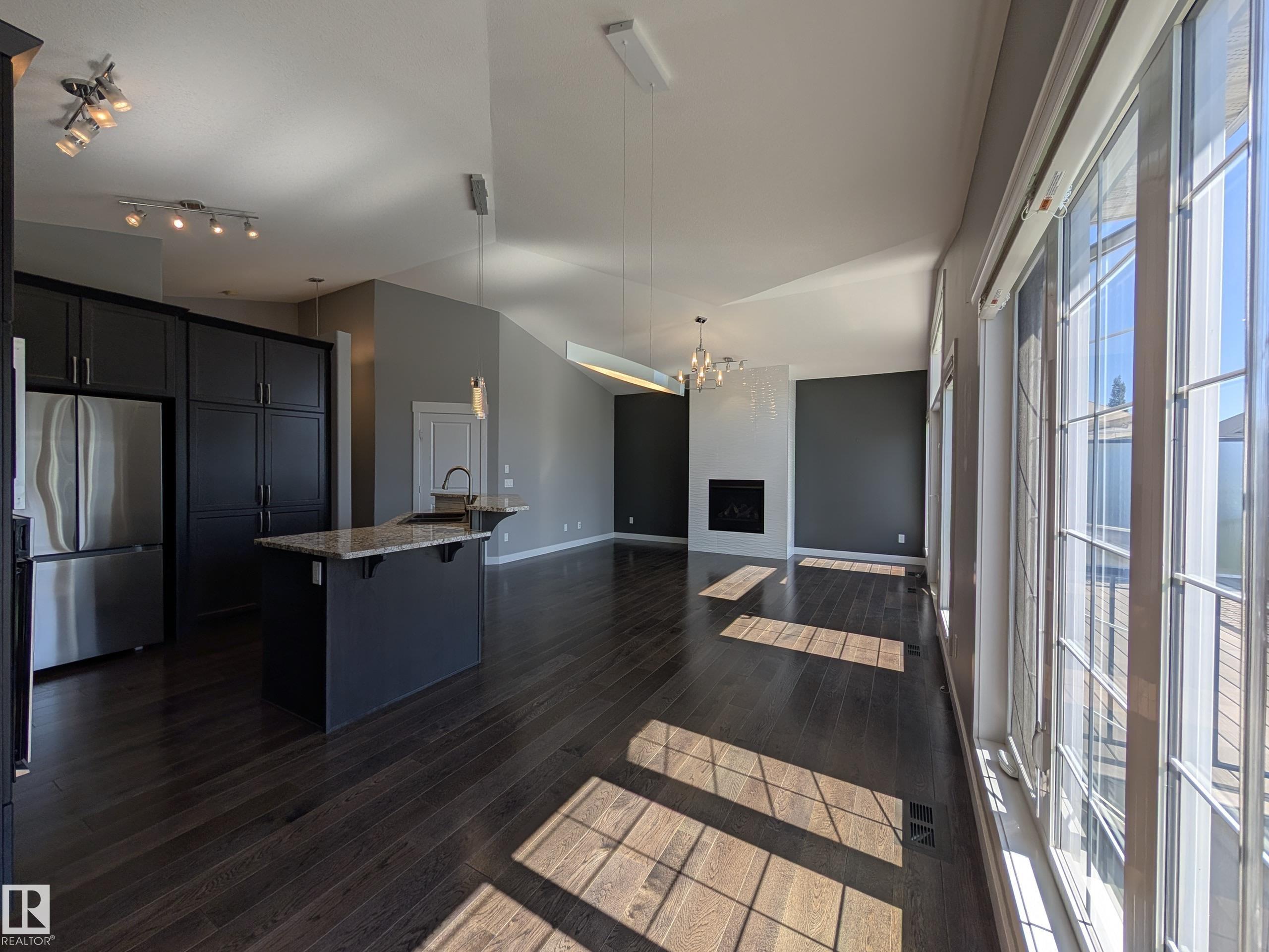 Photo 15 at 34 - 3090 Cameron Heights Way NW, Cameron Heights, Edmonton