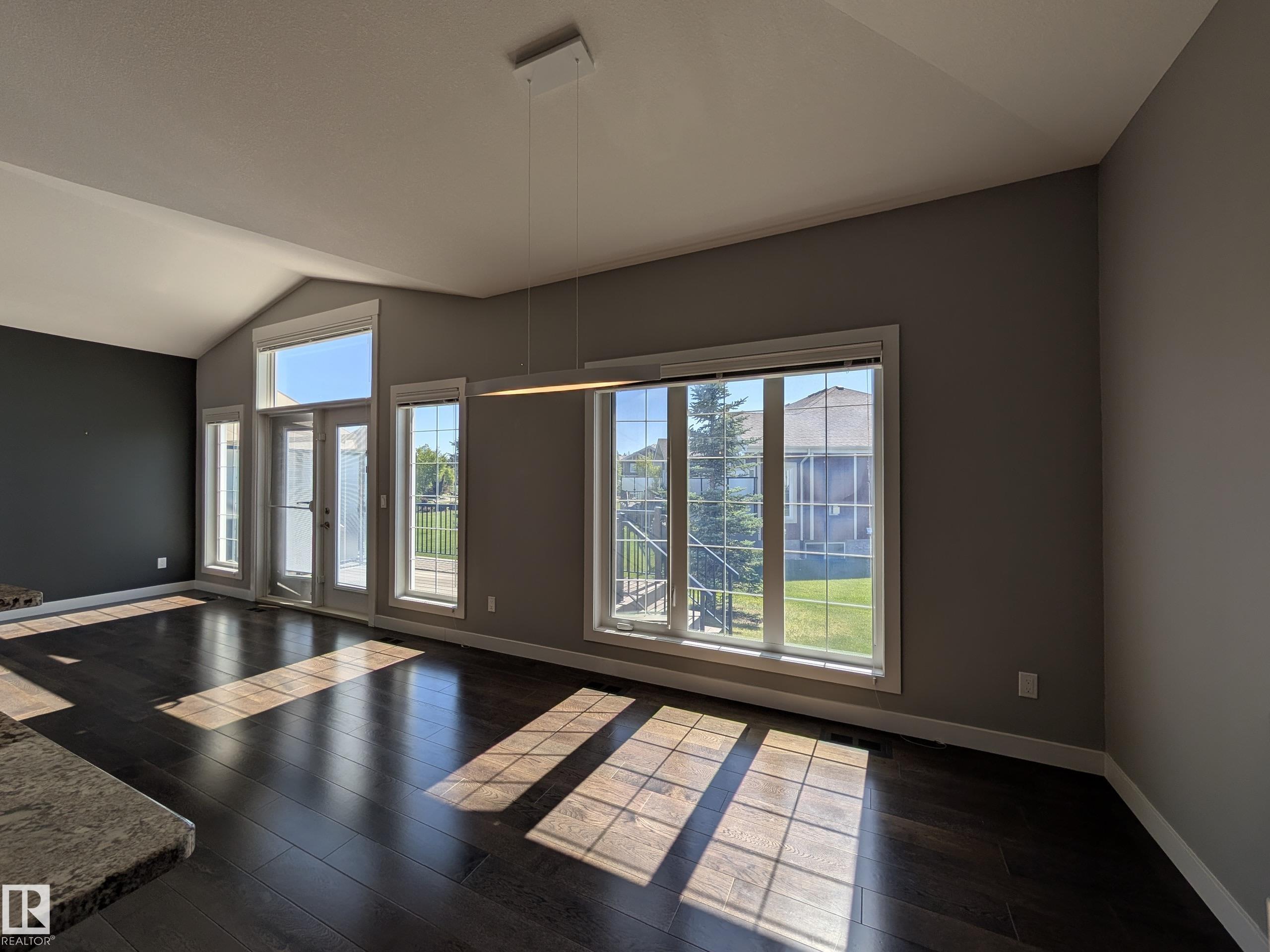 Photo 17 at 34 - 3090 Cameron Heights Way NW, Cameron Heights, Edmonton