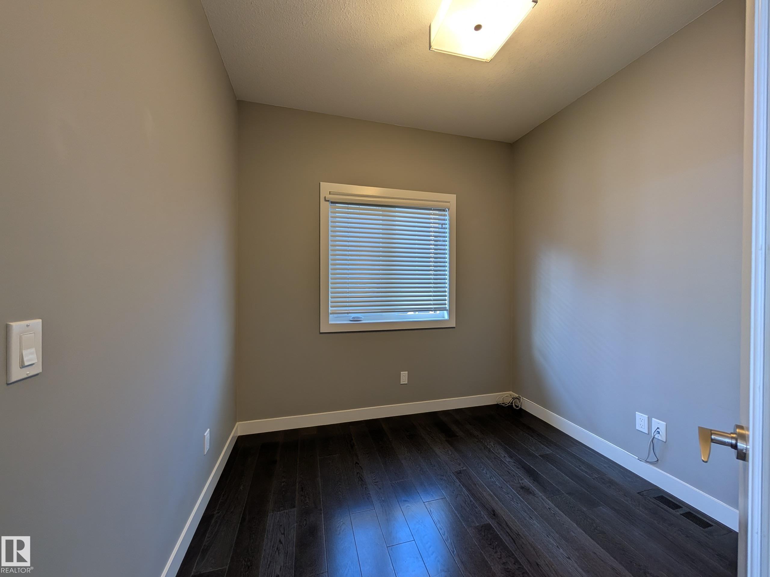 Photo 28 at 34 - 3090 Cameron Heights Way NW, Cameron Heights, Edmonton