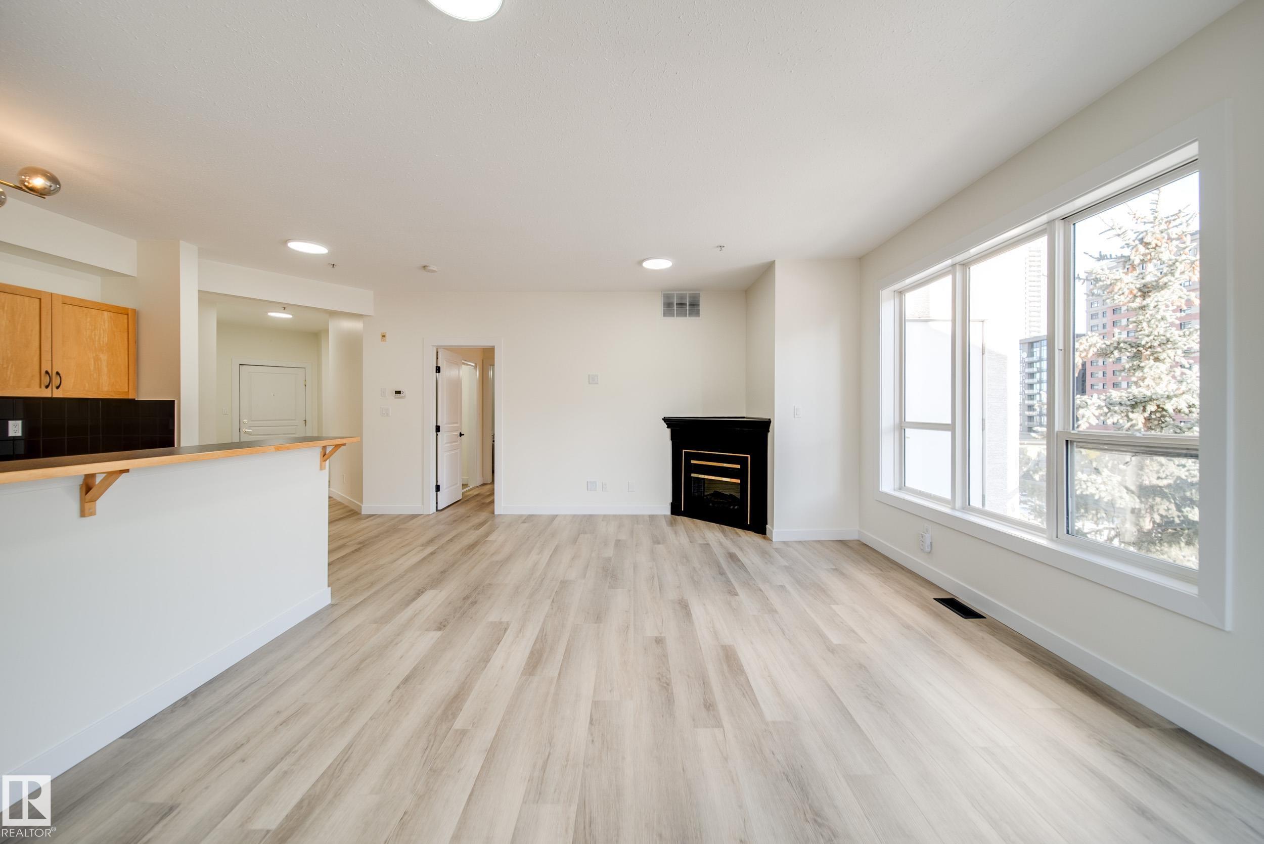 Photo 28 at 532 - 10023 110 Street NW, Wîhkwêntôwin, Edmonton