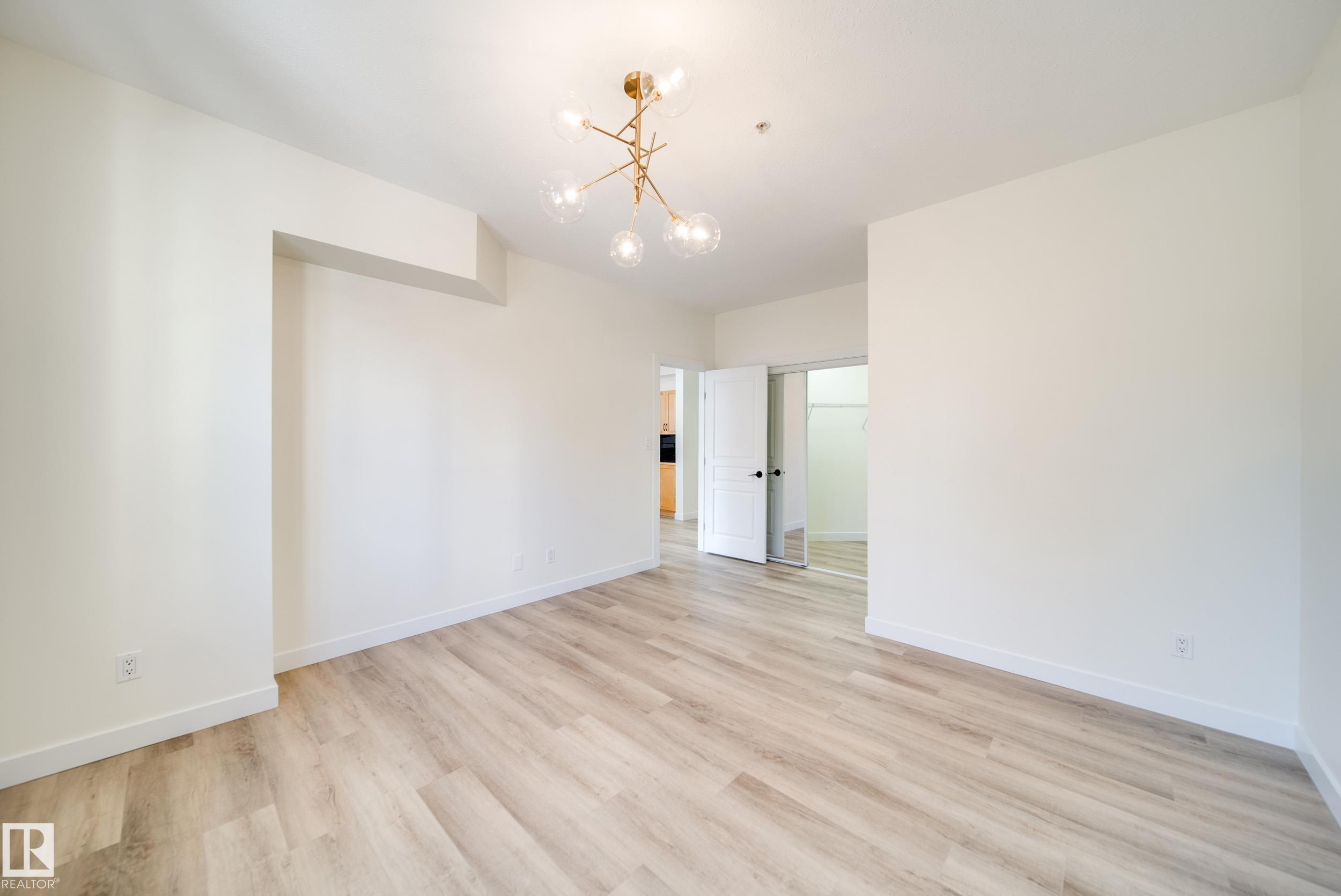 Photo 31 at 532 - 10023 110 Street NW, Wîhkwêntôwin, Edmonton