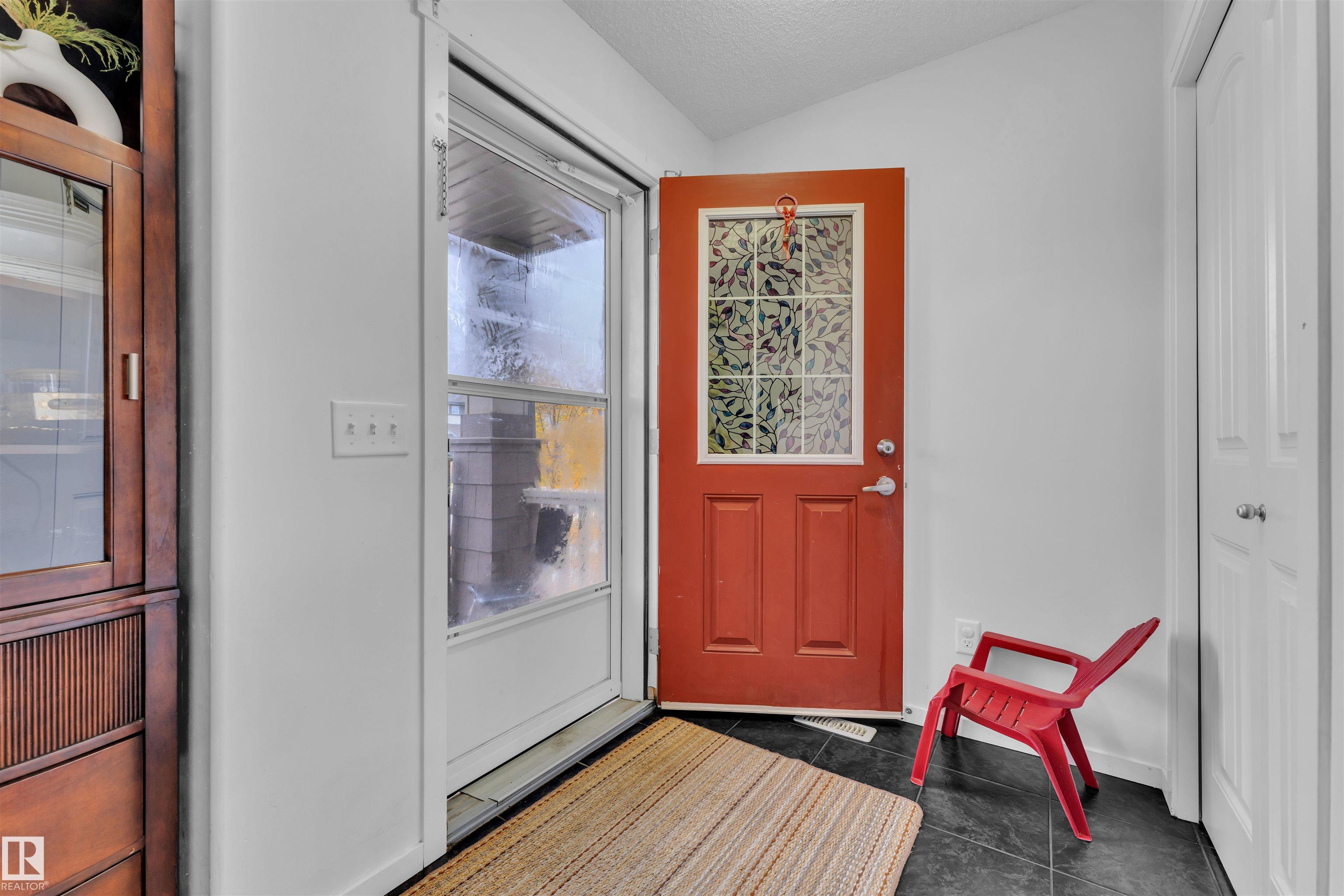 Picture for 2004 32 ST NW