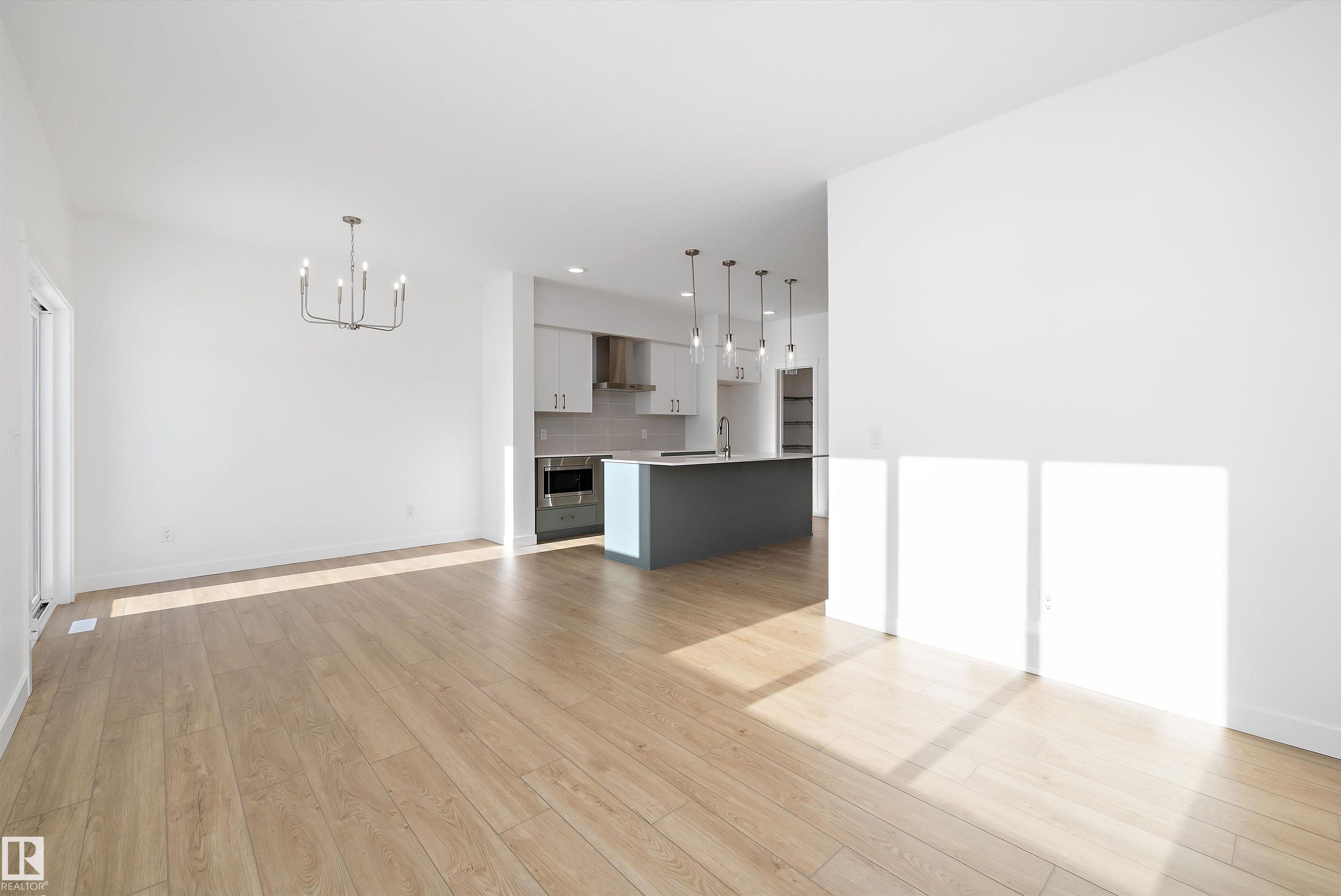 Photo 15 at 18919 28 Avenue NW, The Uplands, Edmonton