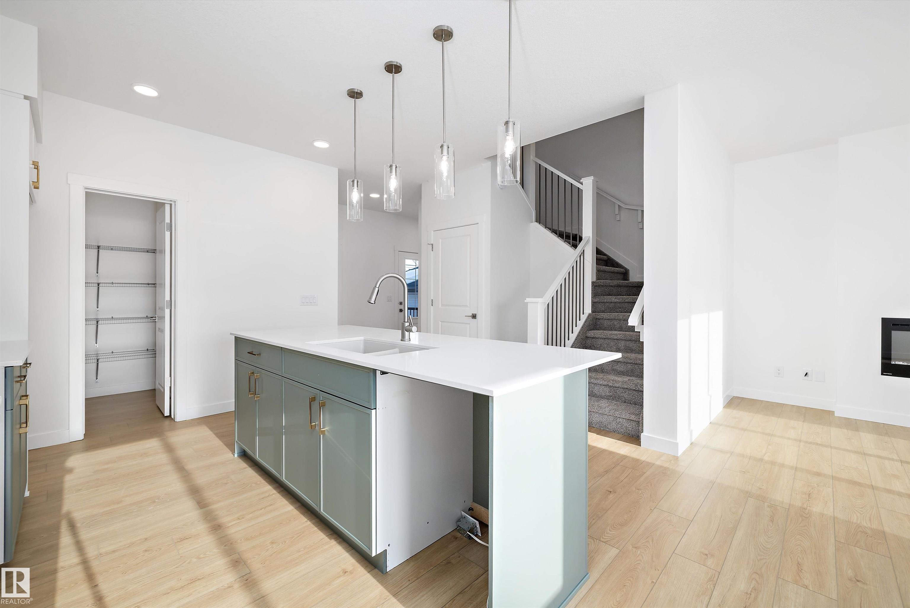 Photo 10 at 18919 28 Avenue NW, The Uplands, Edmonton