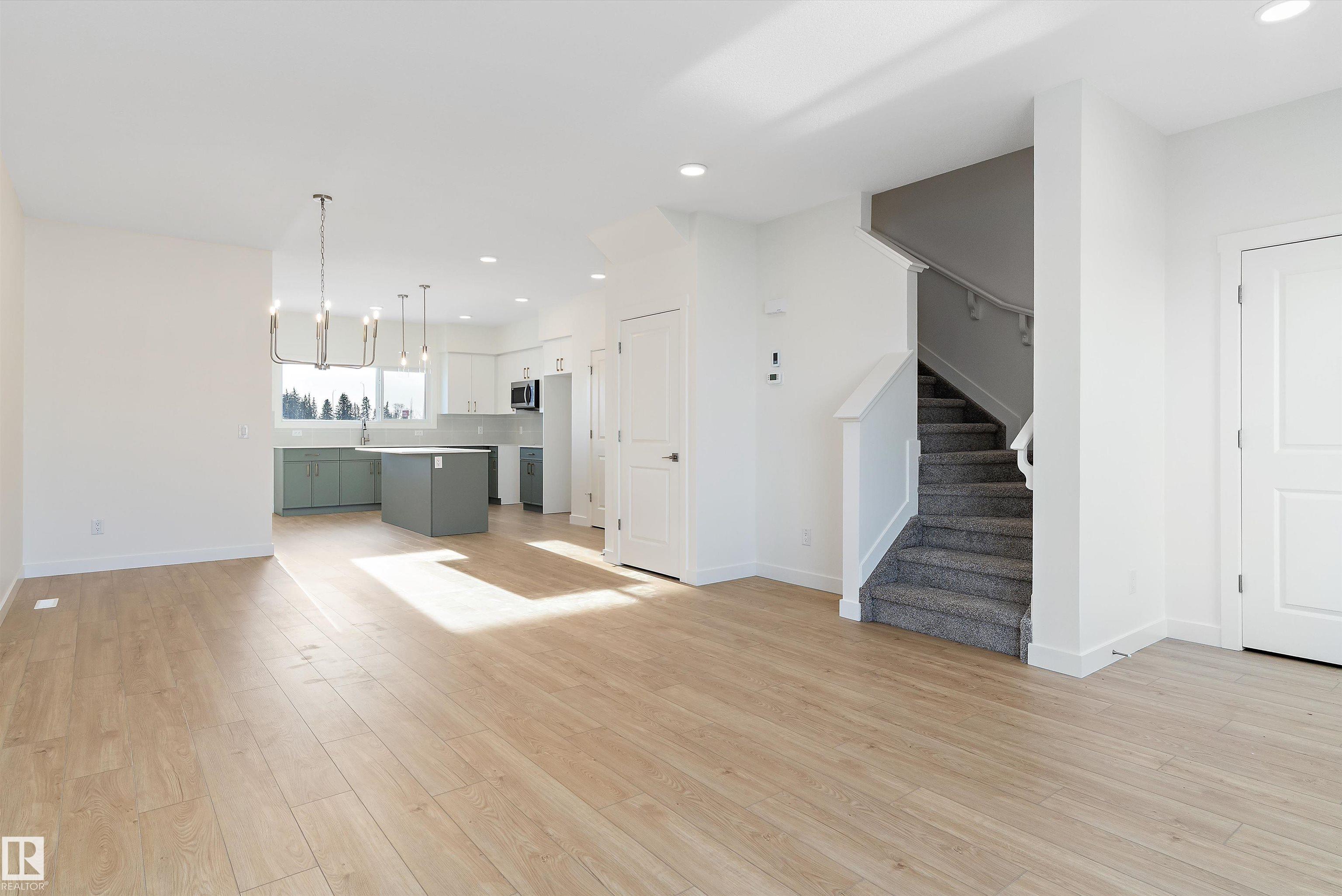 Photo 9 at 1066 Mcleod Avenue, Easton, Spruce Grove