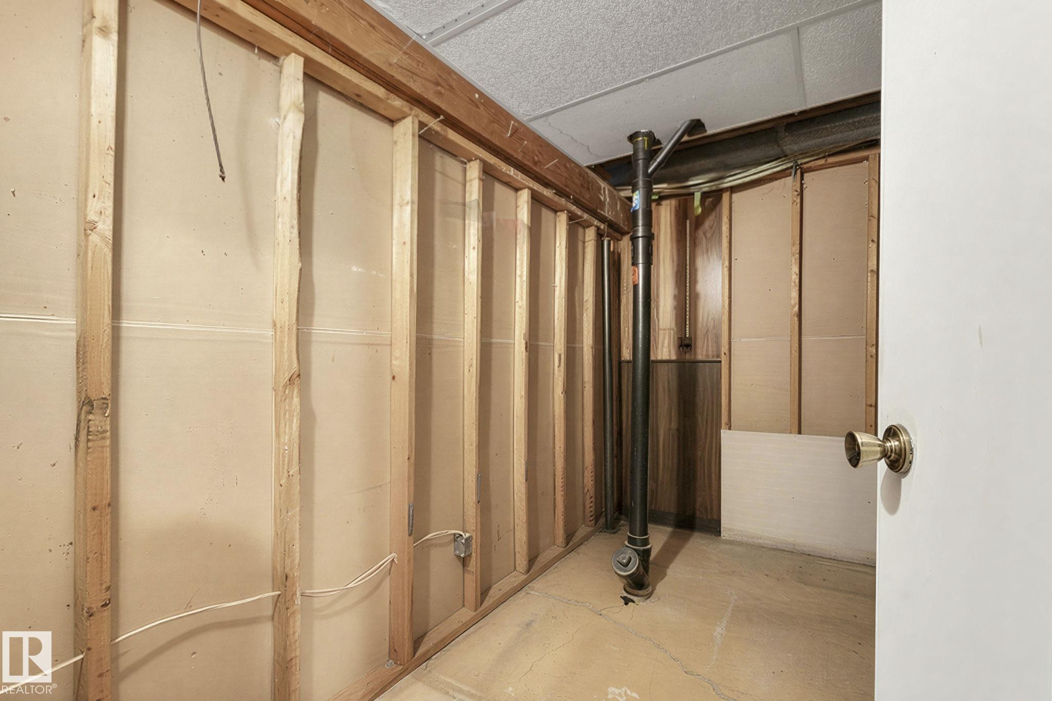 Photo 42 at 22545 Twp Road 512, None, Rural Strathcona County