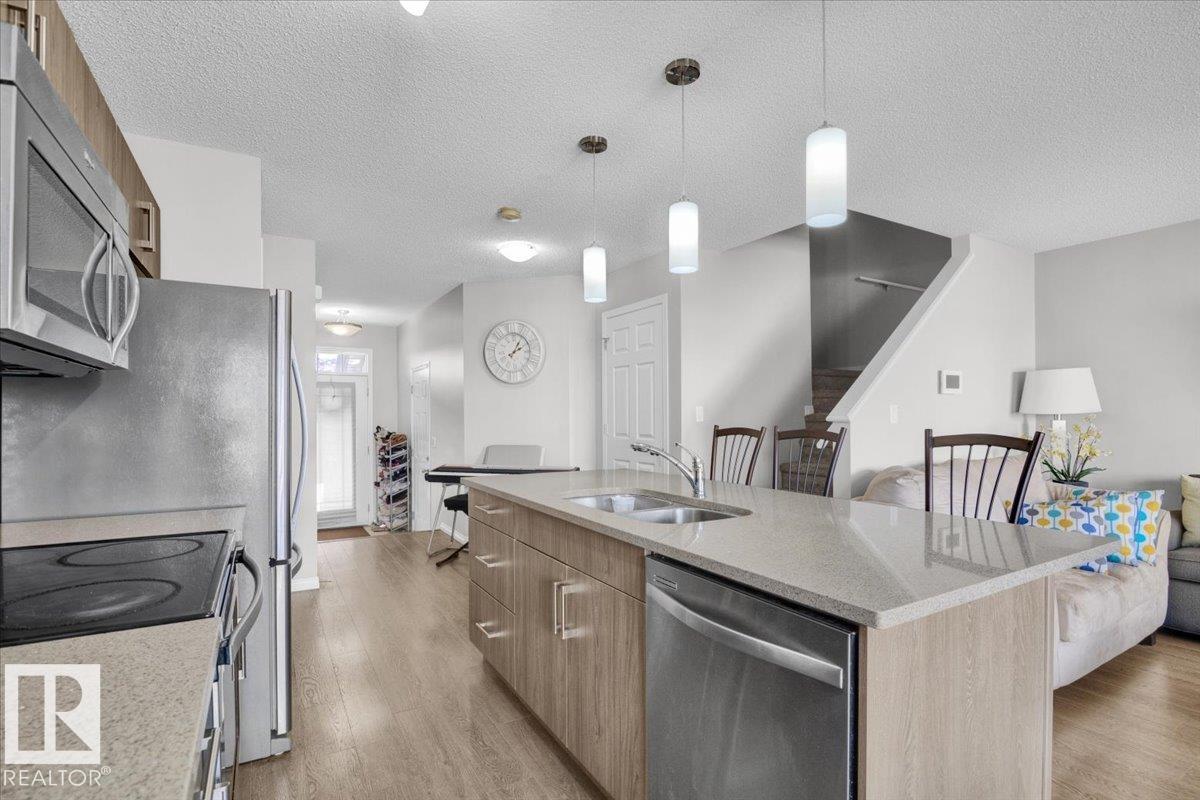 Photo 11 at 745 Eagleson Crescent NW, Edgemont, Edmonton