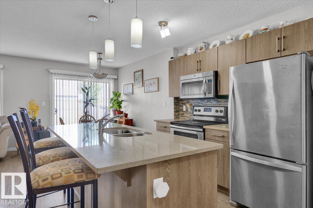 Photo 10 at 745 Eagleson Crescent NW, Edgemont, Edmonton