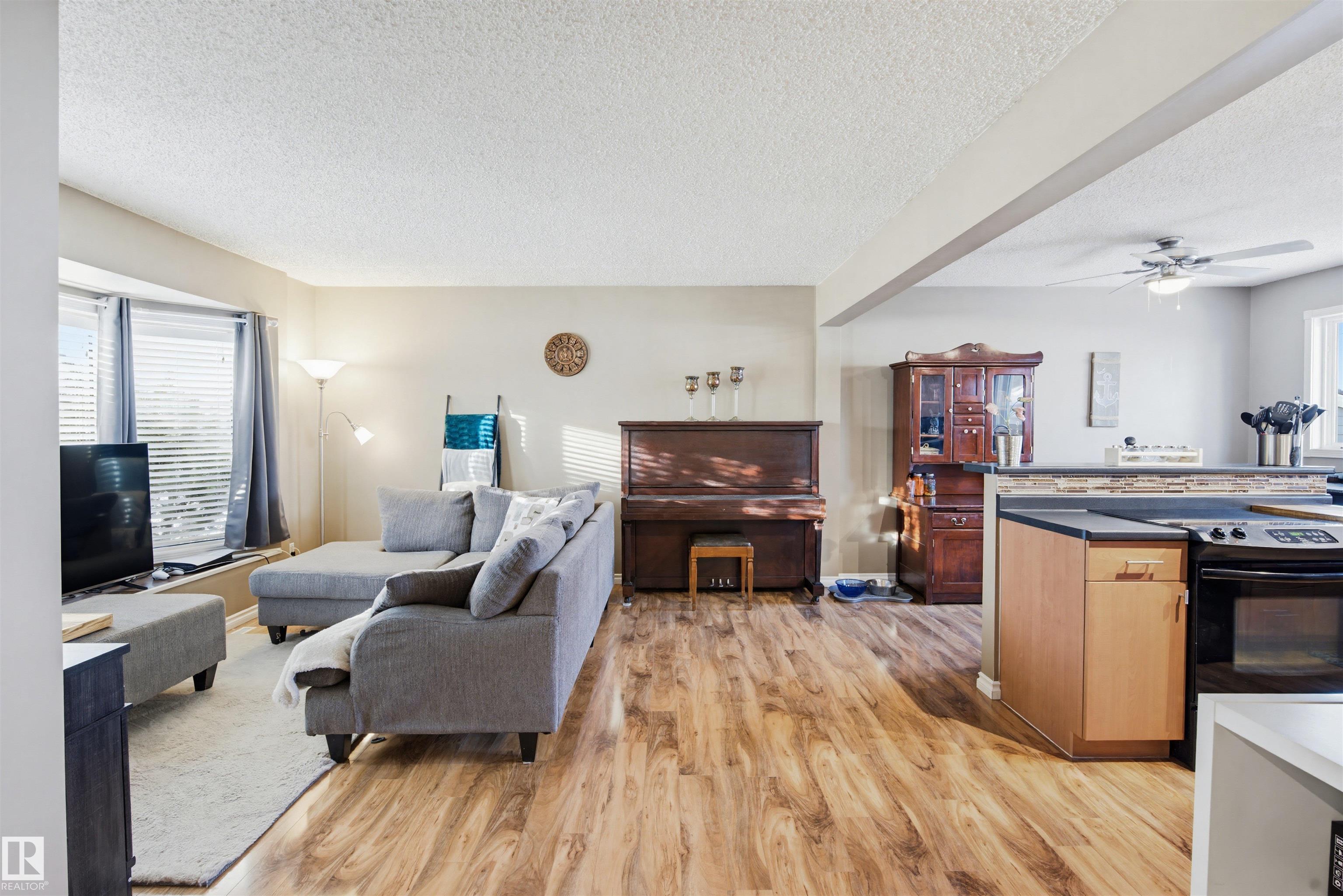 Picture for 3426 120 AV NW