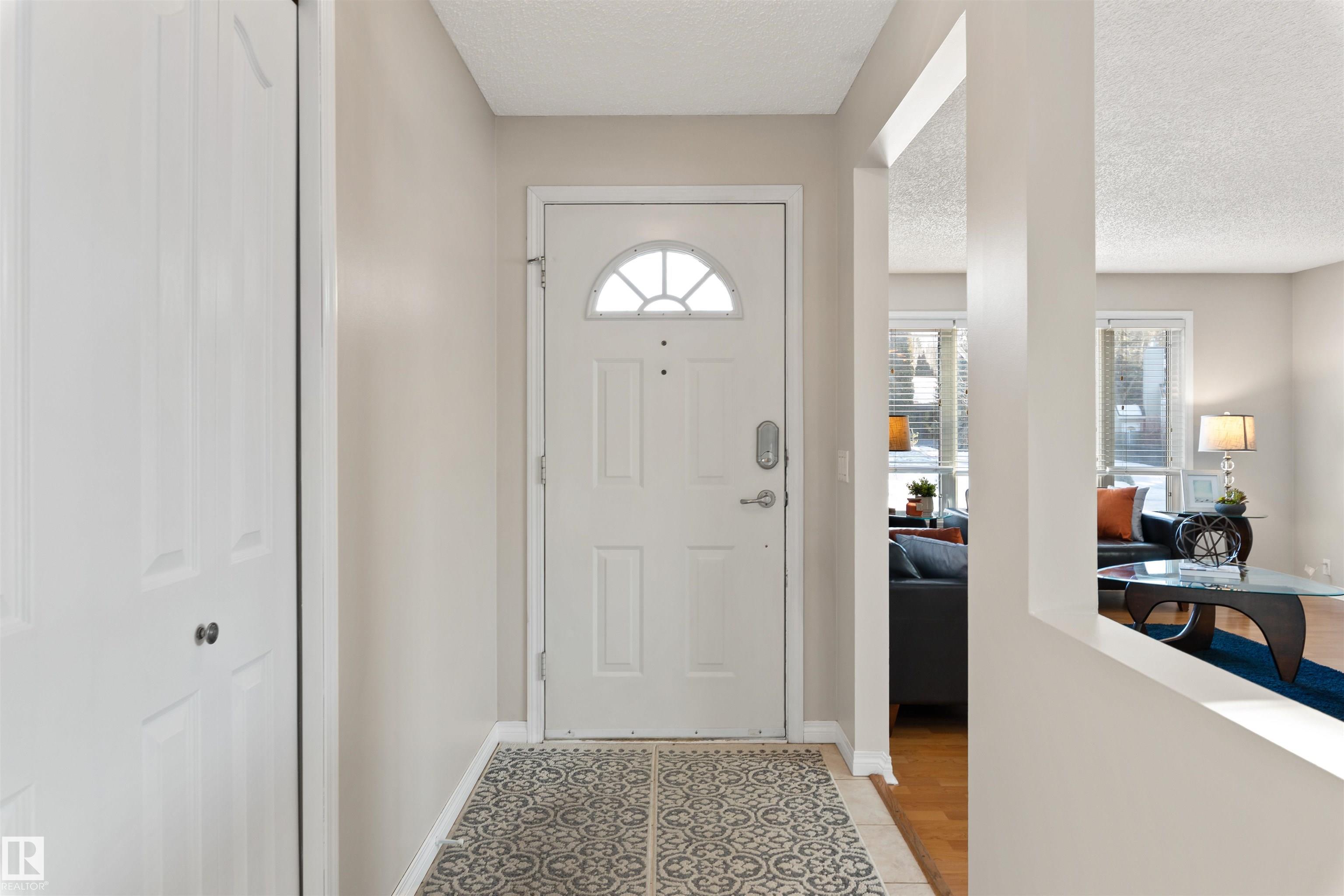 40 Windsor Crescent, Woodlands, St. Albert