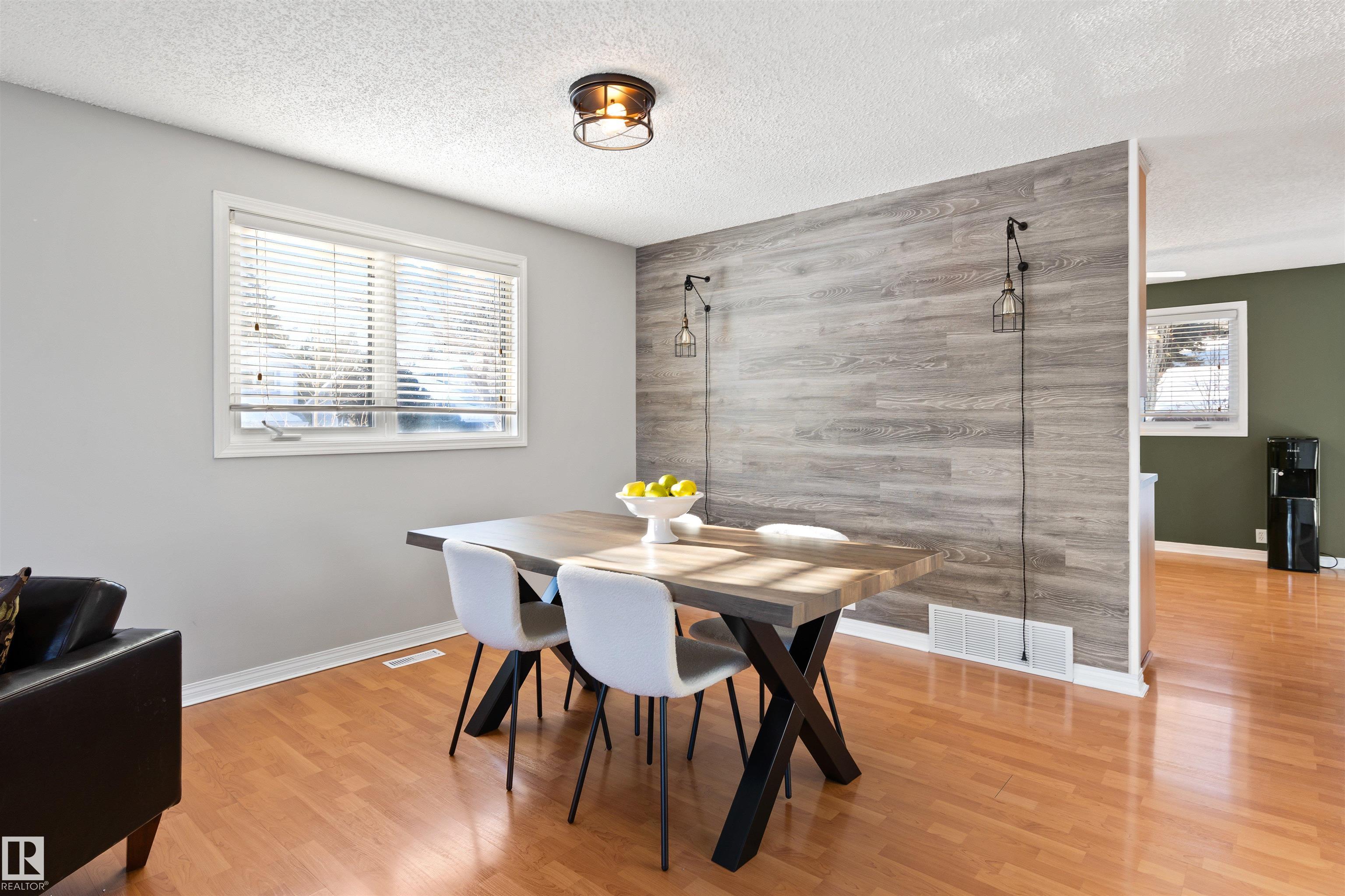 Photo 8 at 40 Windsor Crescent, Woodlands, St. Albert