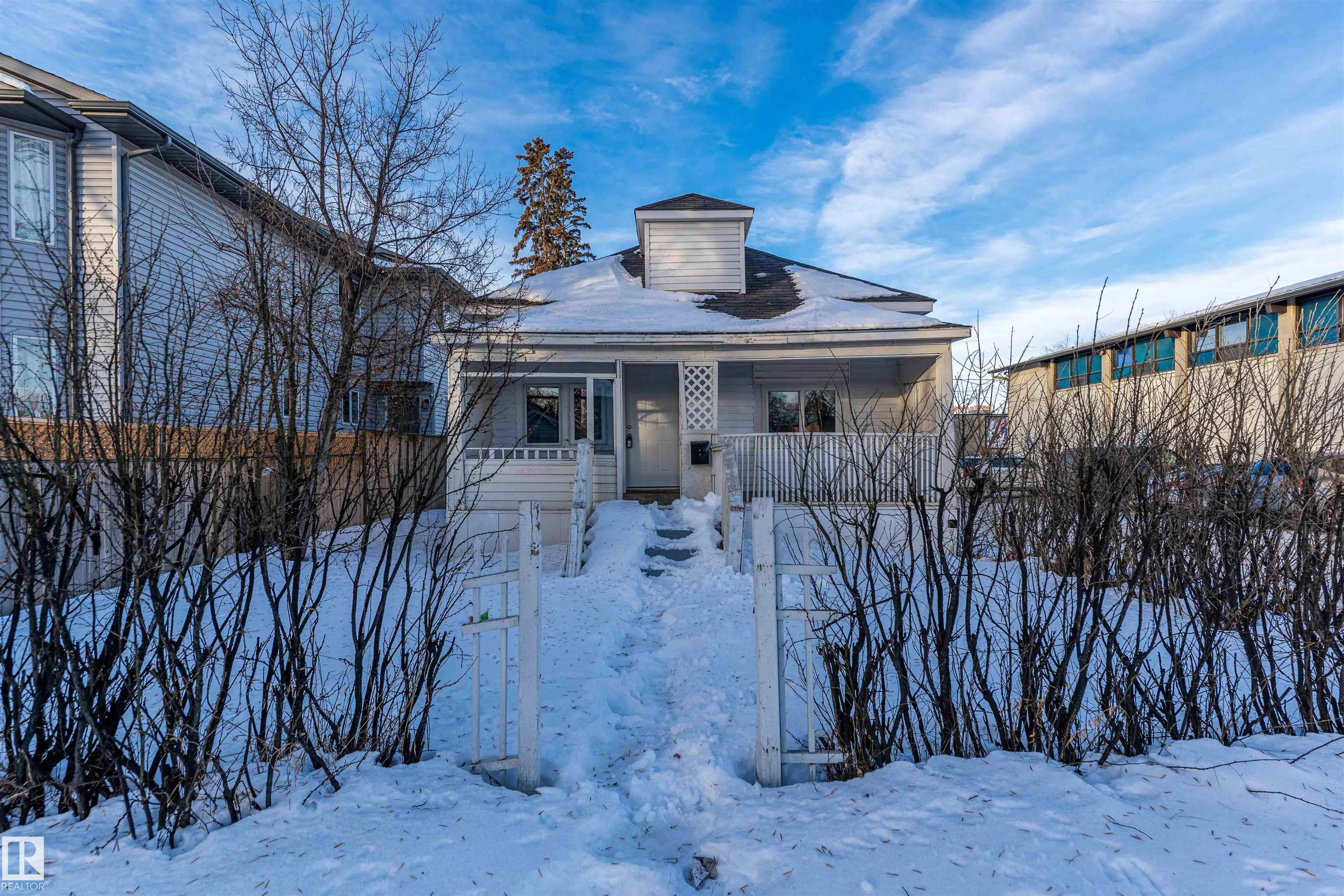 11734 87 Street NW, Parkdale, Edmonton photo number 2