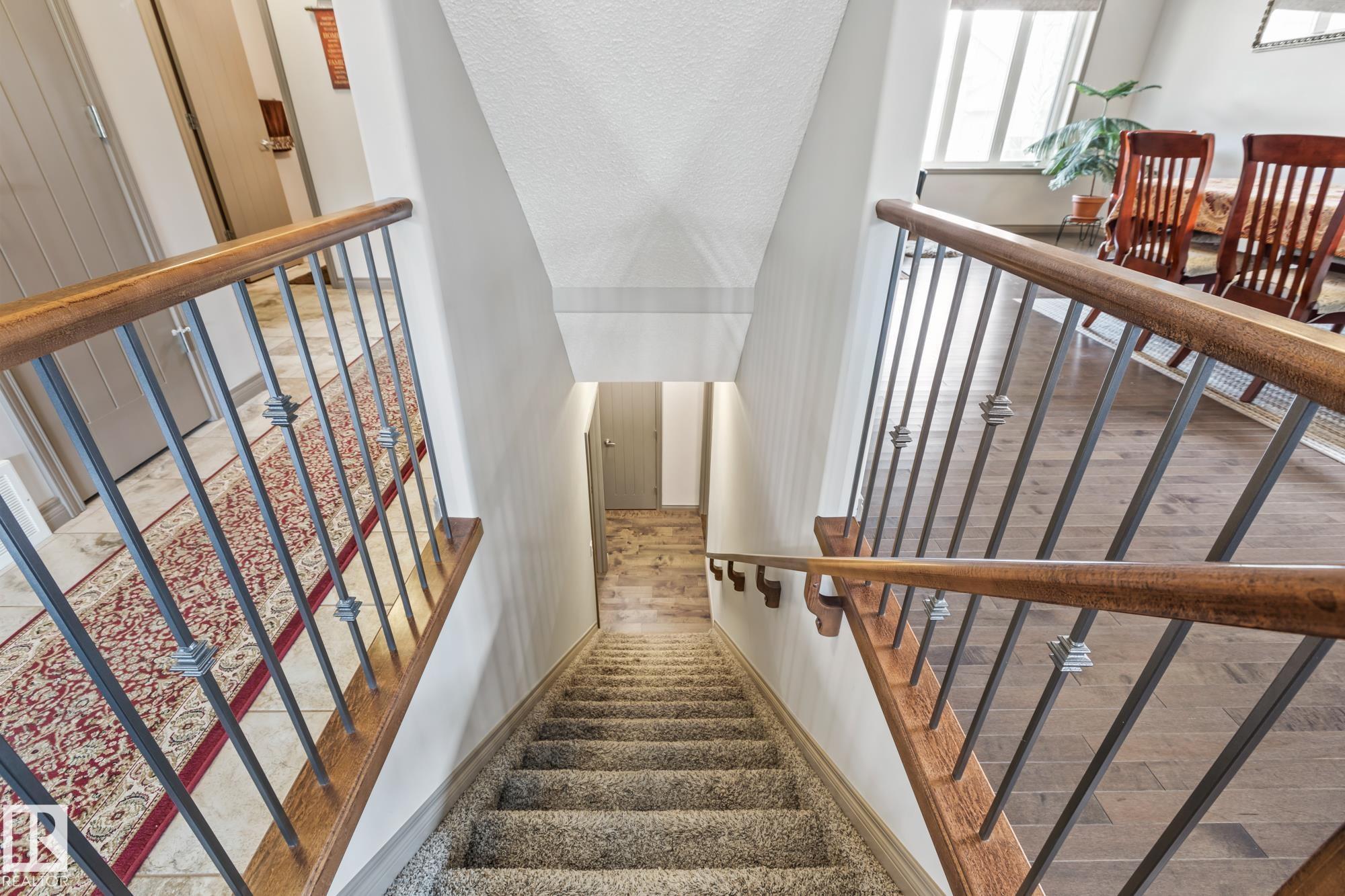 Photo 22 at 9520 206 Street NW, Webber Greens, Edmonton