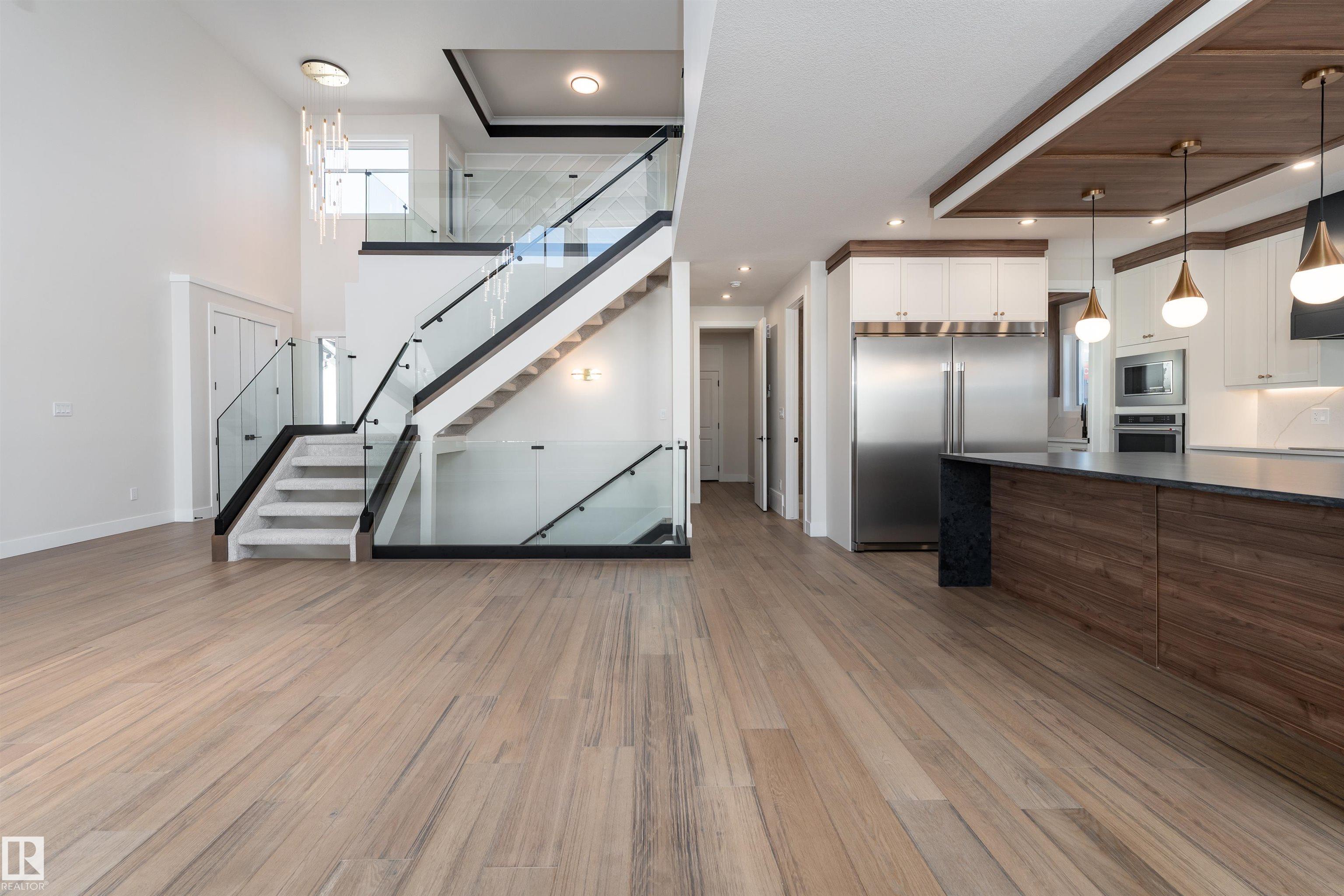 Photo 11 at 7077 Kiviaq Crescent SW, Keswick, Edmonton