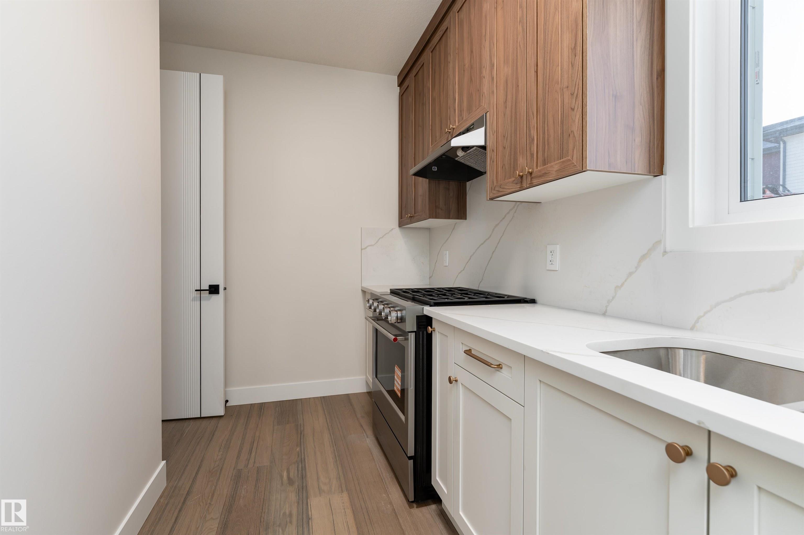 Photo 14 at 7077 Kiviaq Crescent SW, Keswick, Edmonton