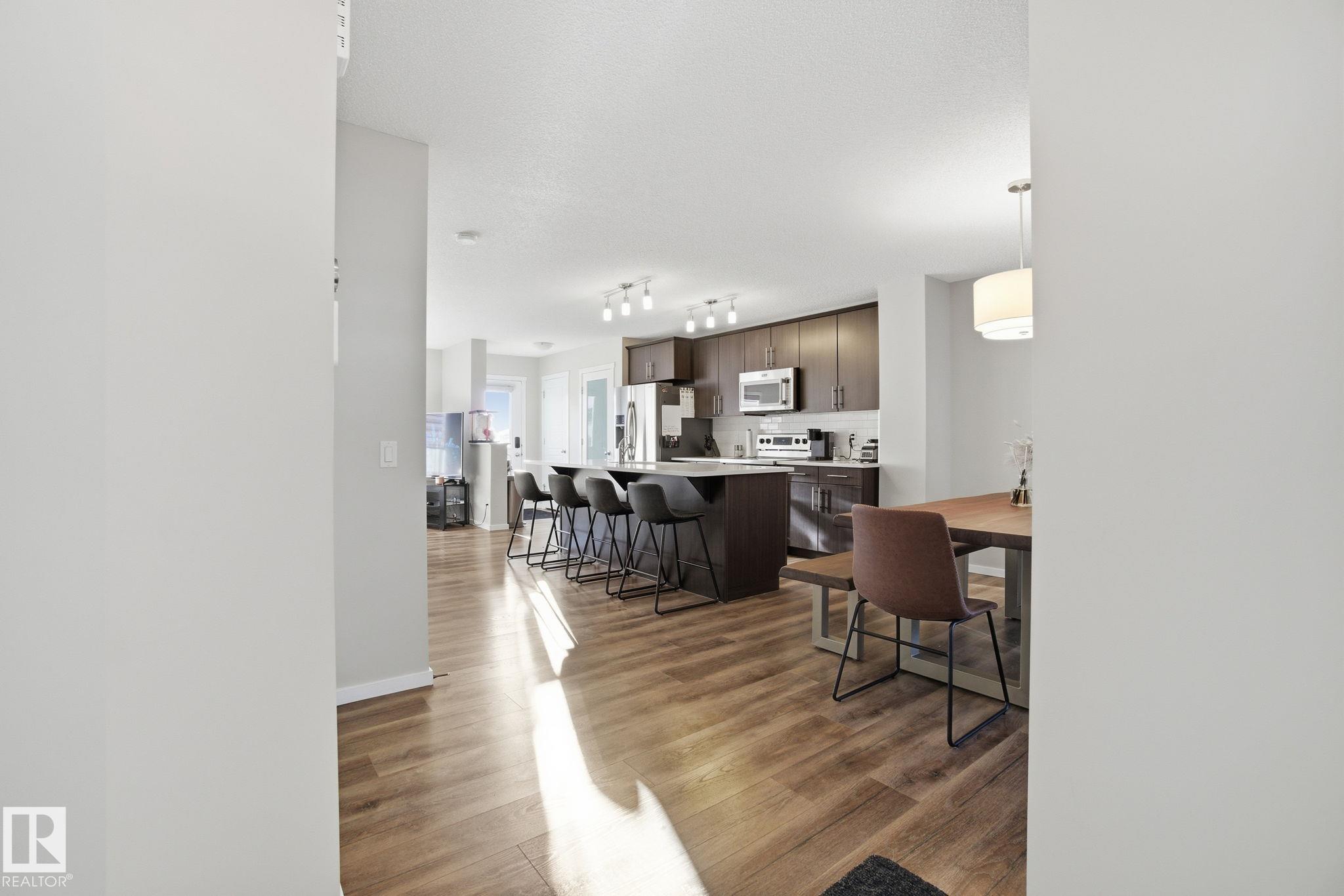 Picture for 529 Crystallina Nera DR NW