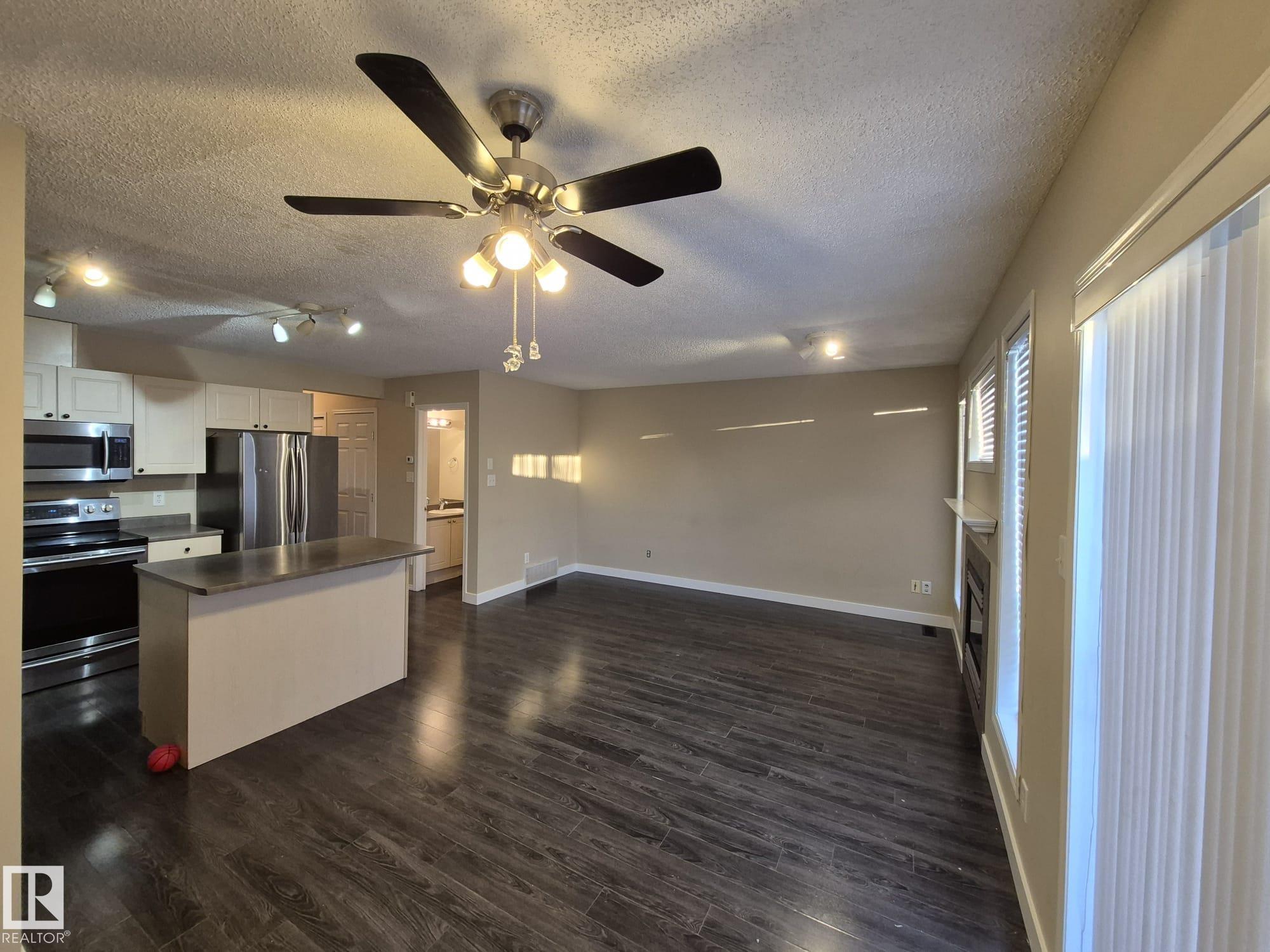 Picture for 2965 23 ST NW