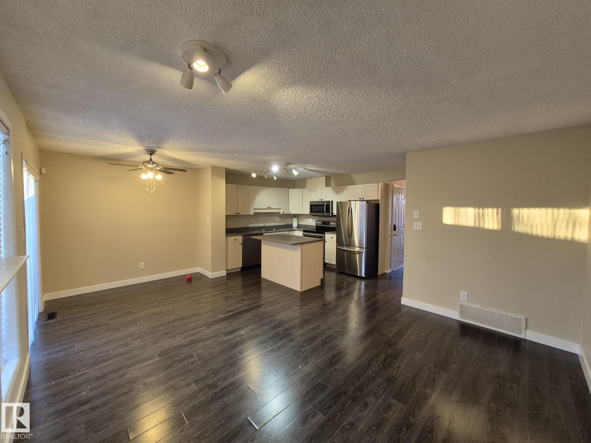 Picture for 2965 23 ST NW