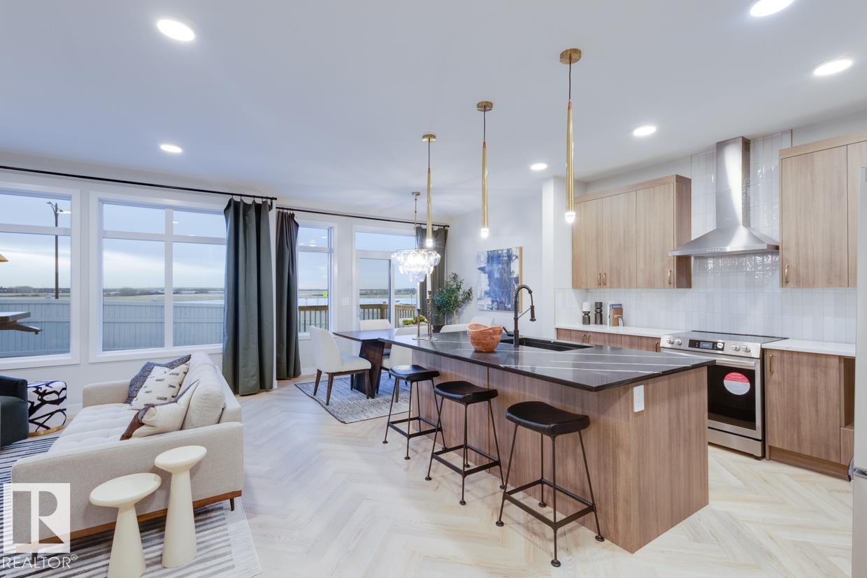 8227 Kiriak Loop SW, Keswick, Edmonton photo number 2