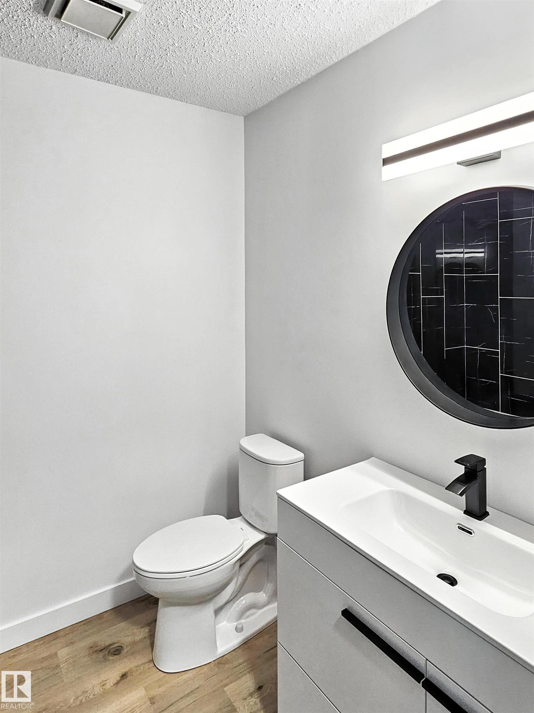 Photo 13 at 11523 82 Street NW, Parkdale, Edmonton