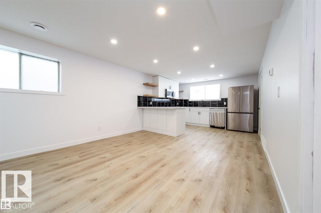 Photo 19 at 11523 82 Street NW, Parkdale, Edmonton