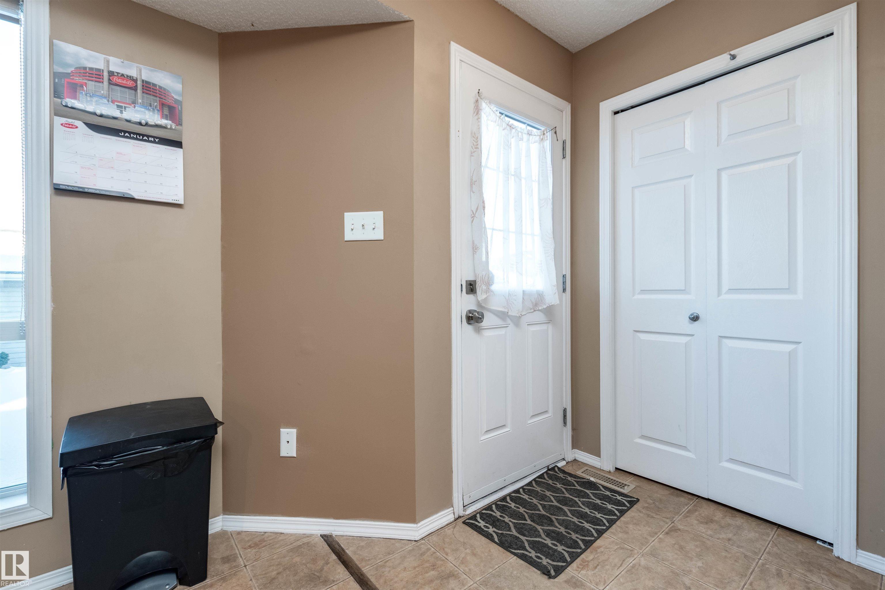 Photo 13 at 2314 29a Avenue NW, Silver Berry, Edmonton