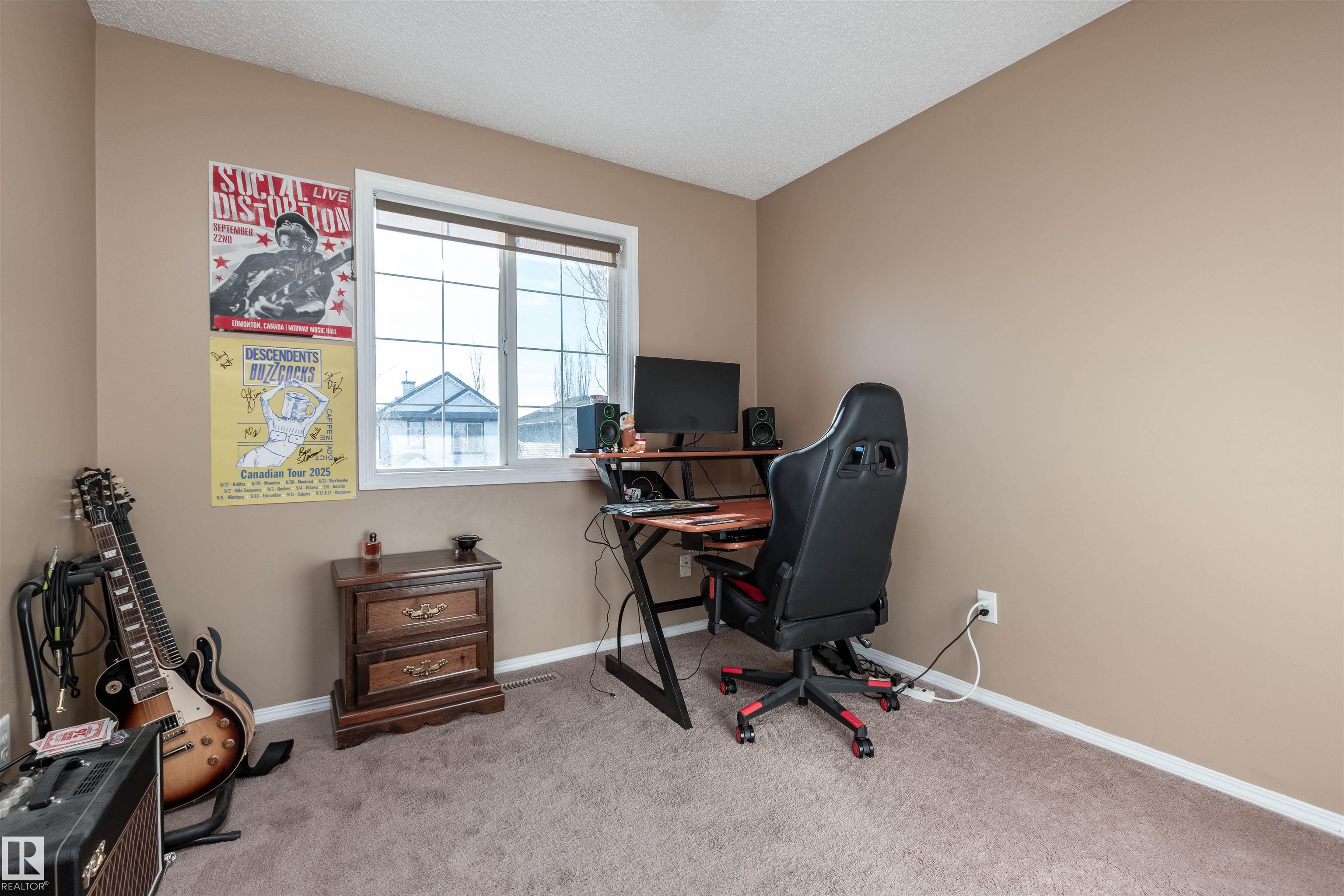 Photo 18 at 2314 29a Avenue NW, Silver Berry, Edmonton