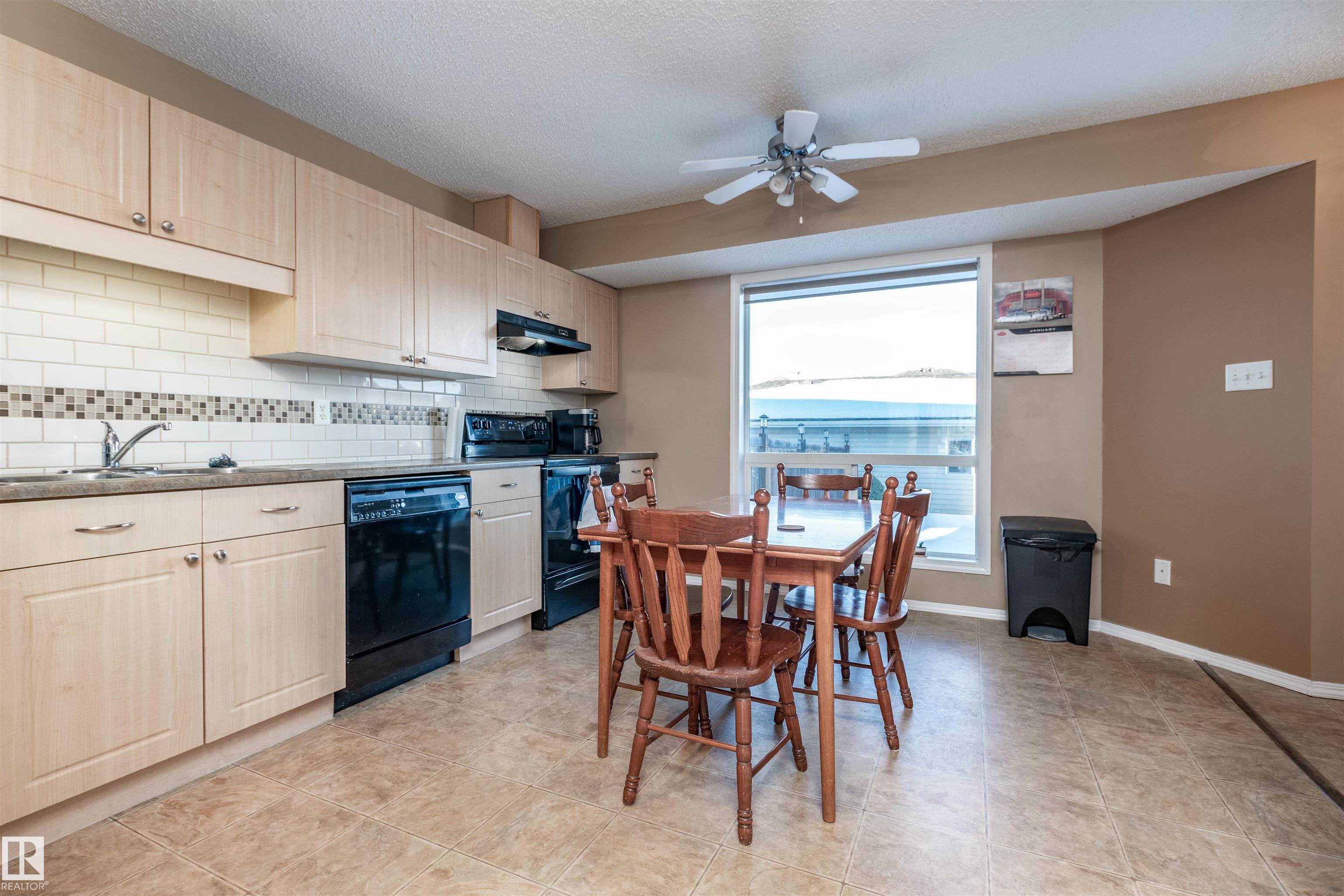 Photo 10 at 2314 29a Avenue NW, Silver Berry, Edmonton