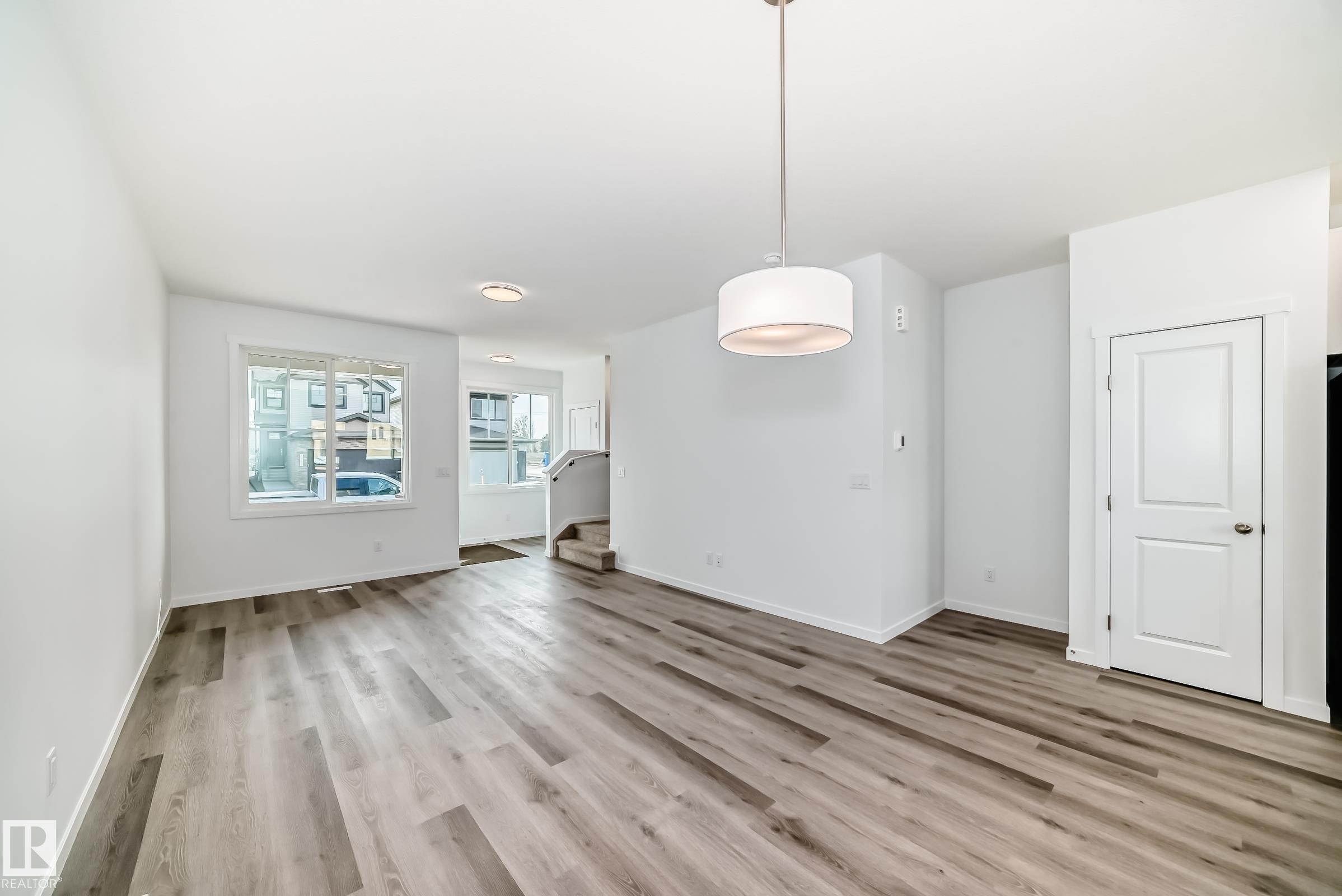 Photo 9 at 3965 Wren Loop NW, Kinglet Gardens, Edmonton