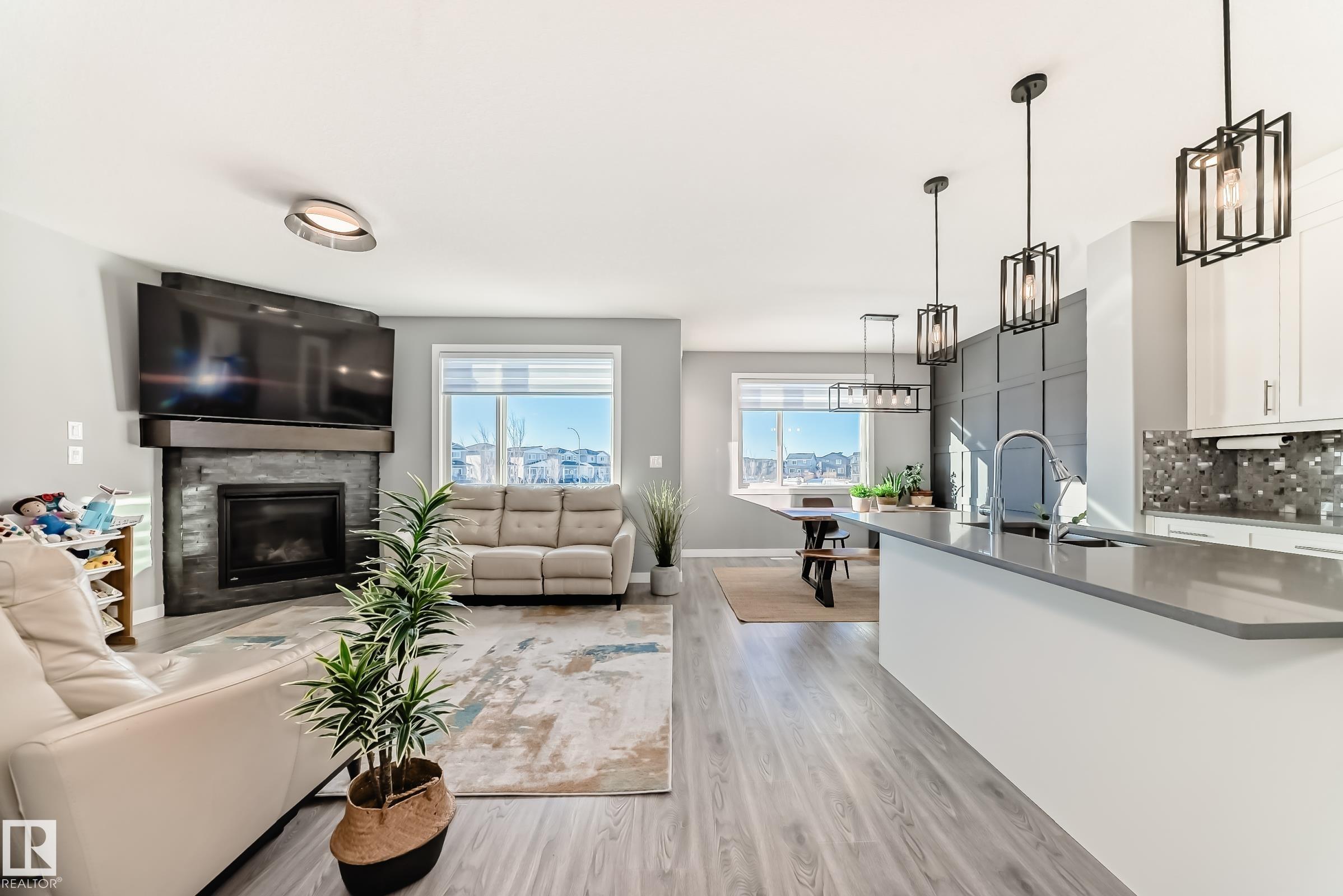 154 Aston Bend, Deer Valley, Leduc