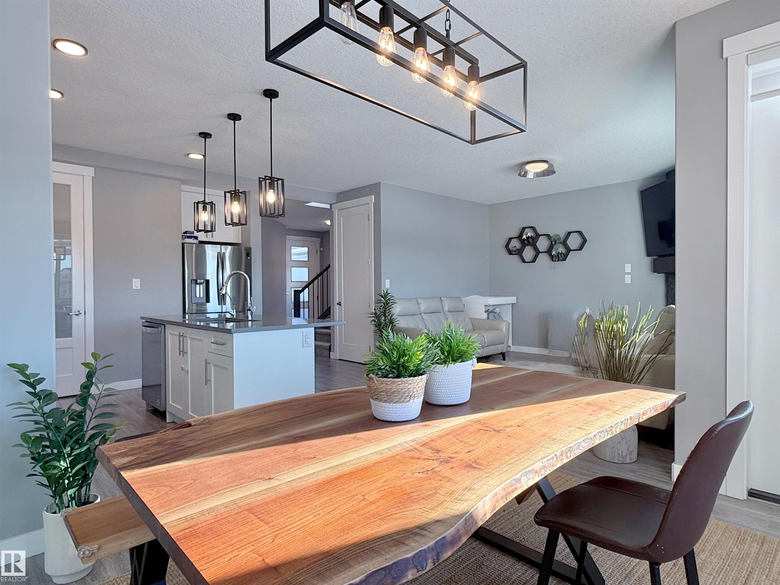 154 Aston Bend, Deer Valley, Leduc