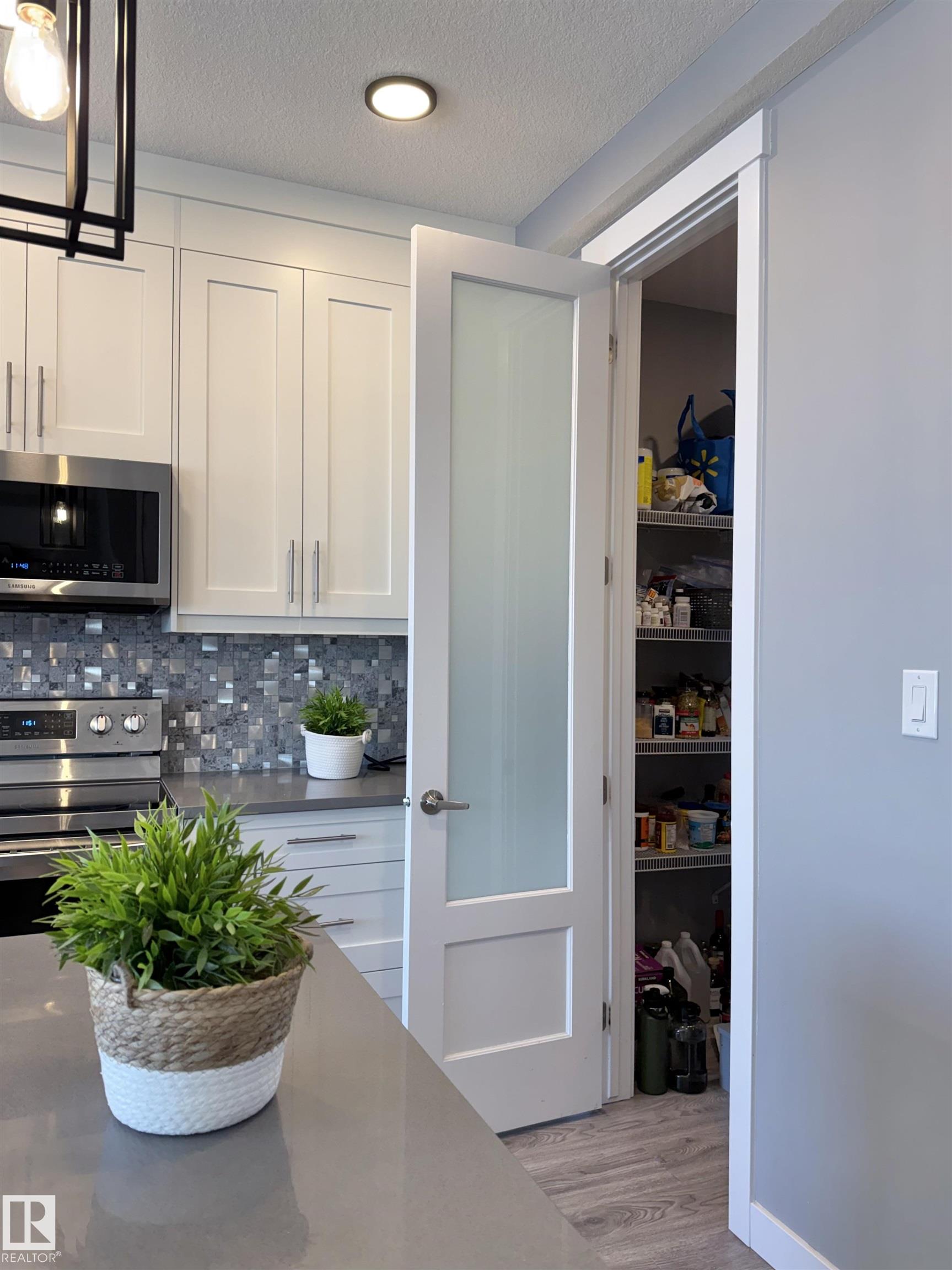 Photo 10 at 154 Aston Bend, Deer Valley, Leduc