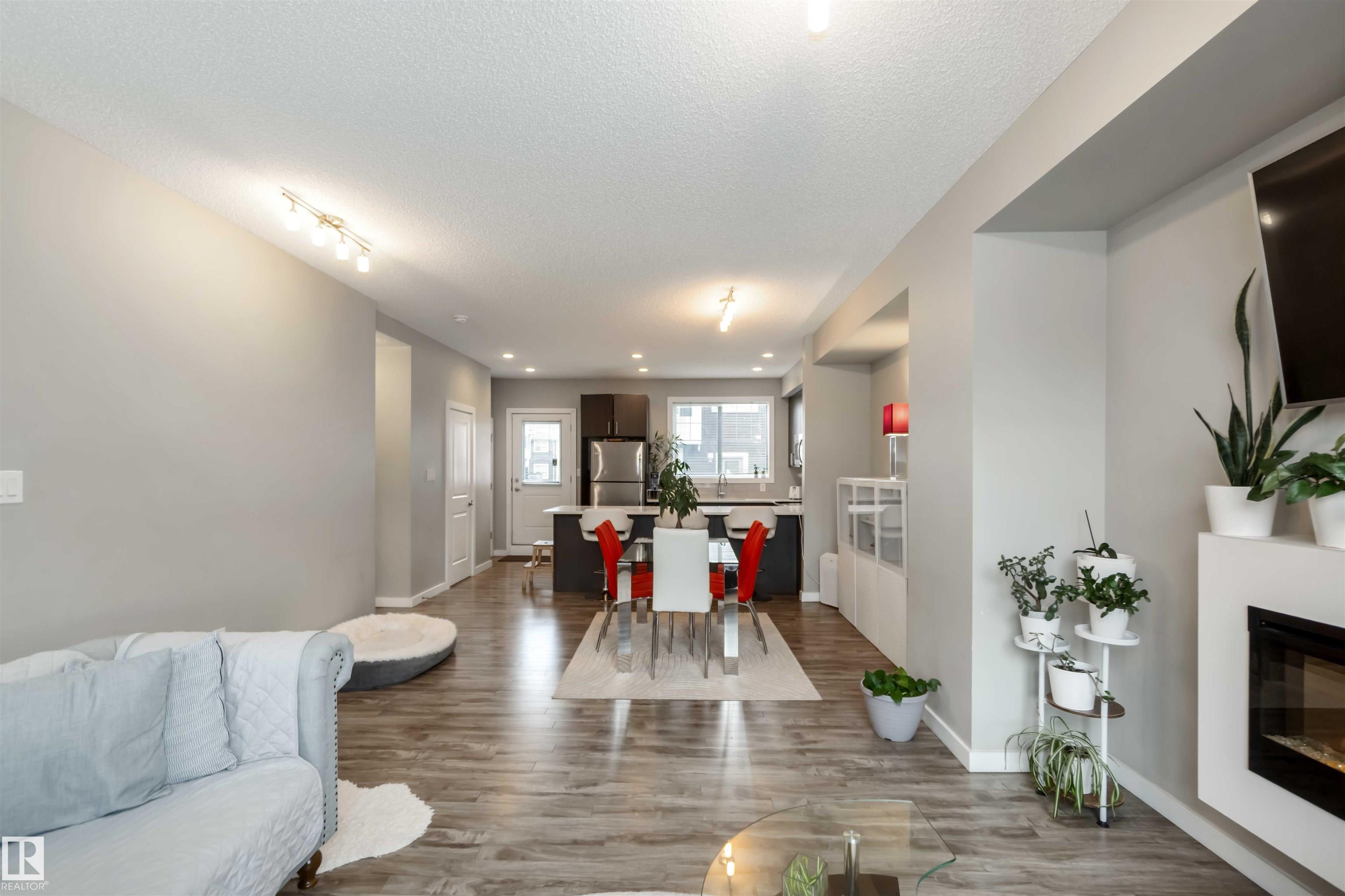 Photo 16 at 31 - 2803 James Mowatt Trail SW, Callaghan, Edmonton