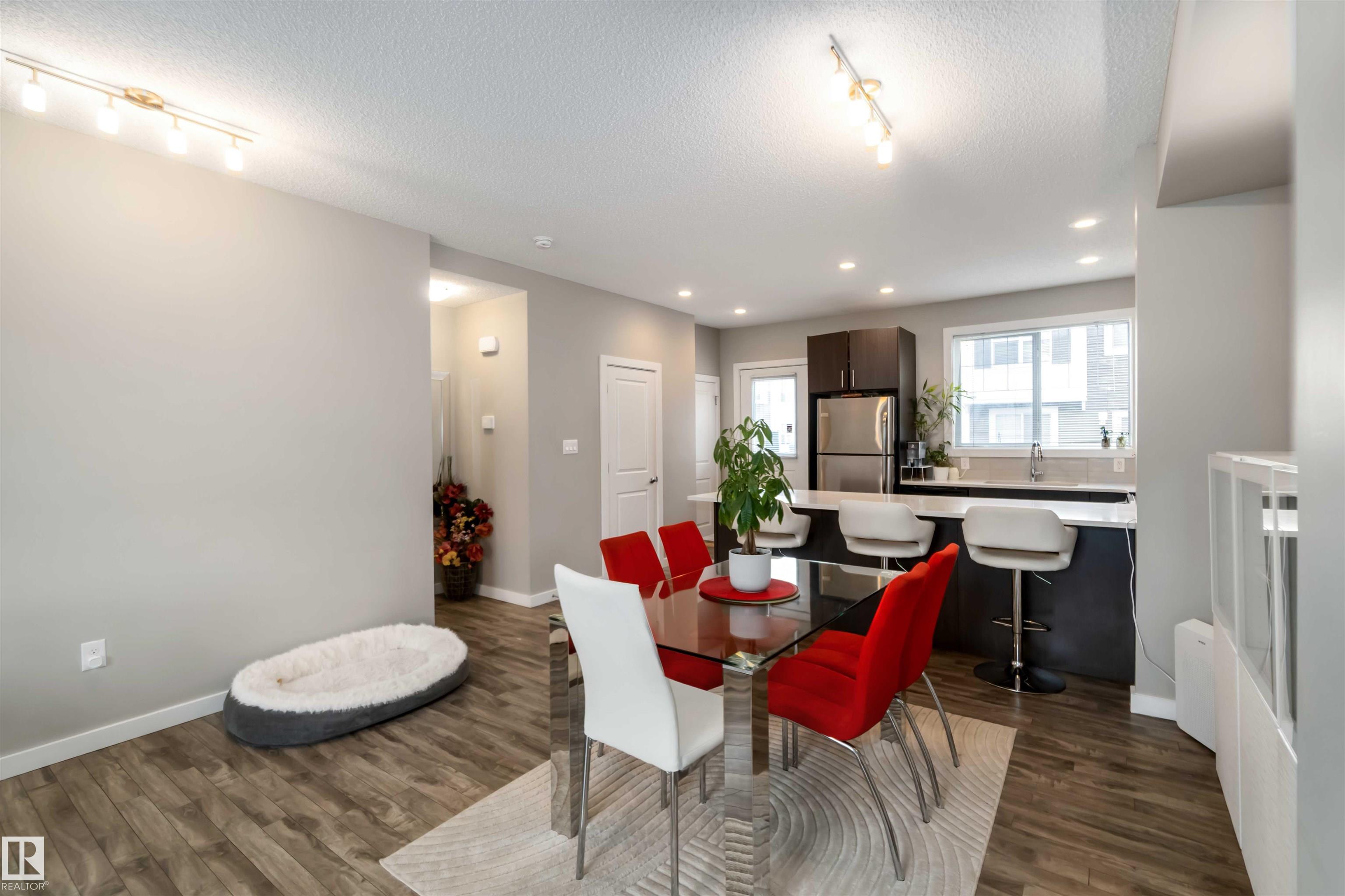 Photo 19 at 31 - 2803 James Mowatt Trail SW, Callaghan, Edmonton