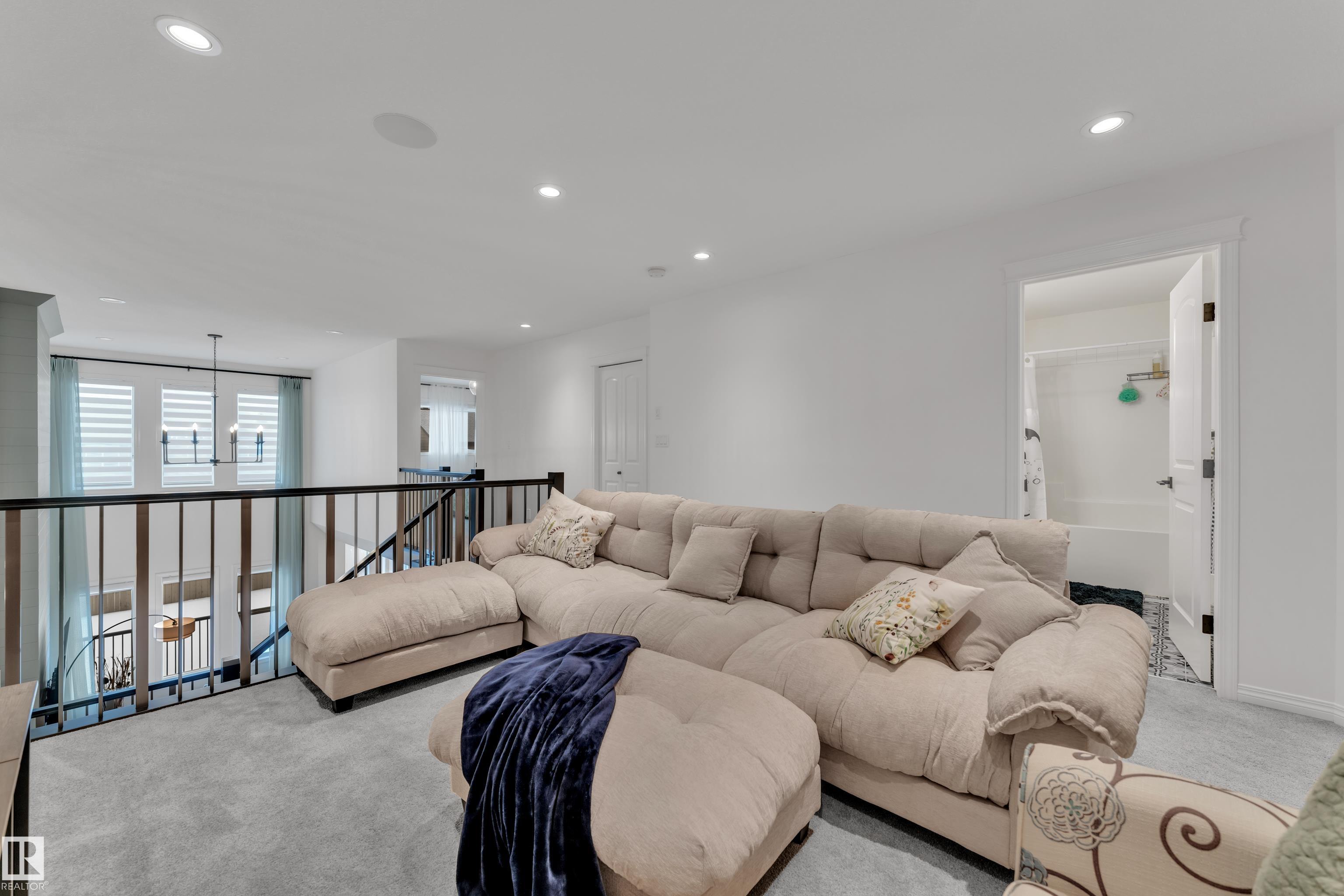 Photo 16 at 5209 22a Avenue SW, Walker, Edmonton