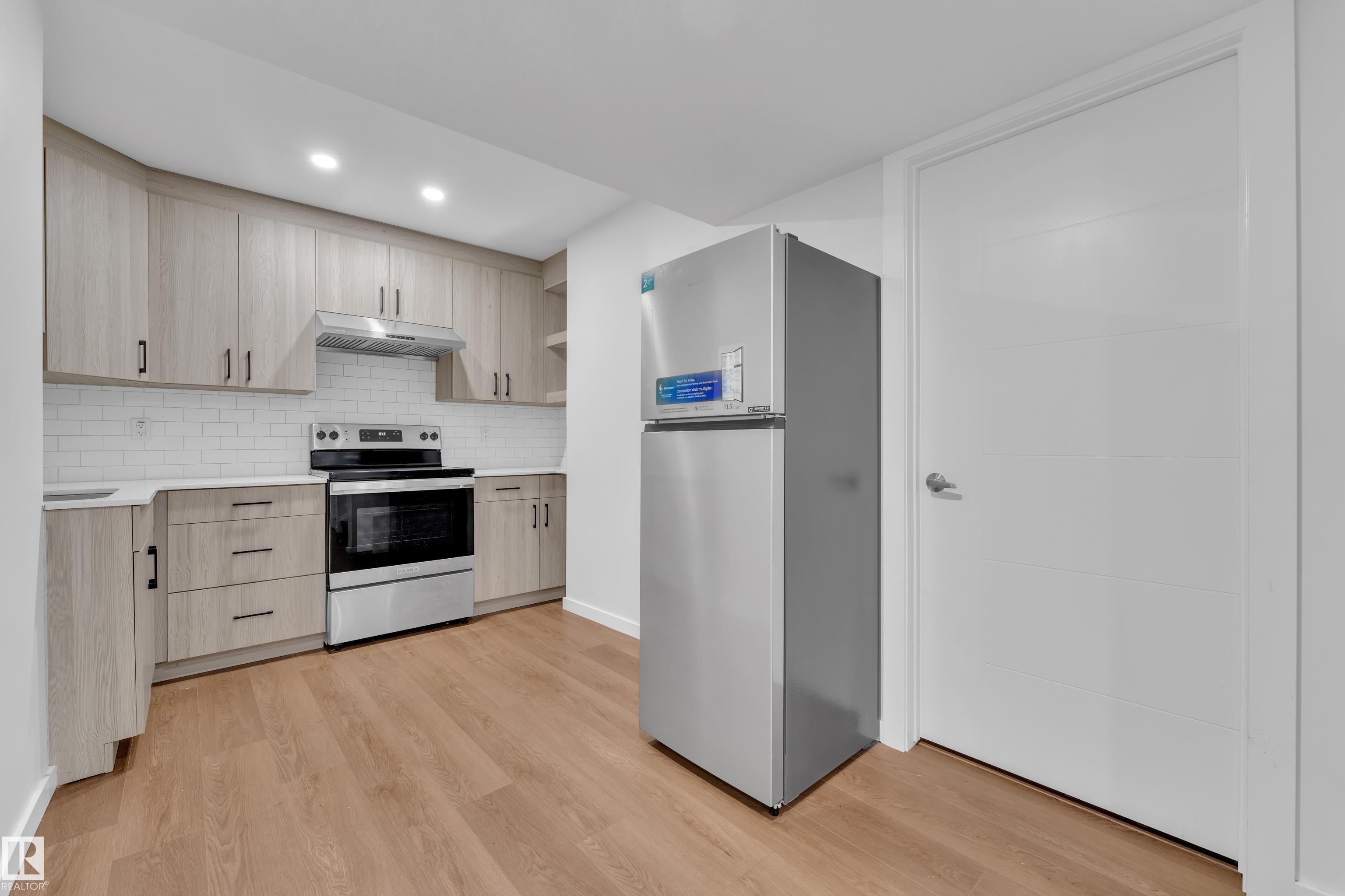 Photo 32 at 5209 22a Avenue SW, Walker, Edmonton