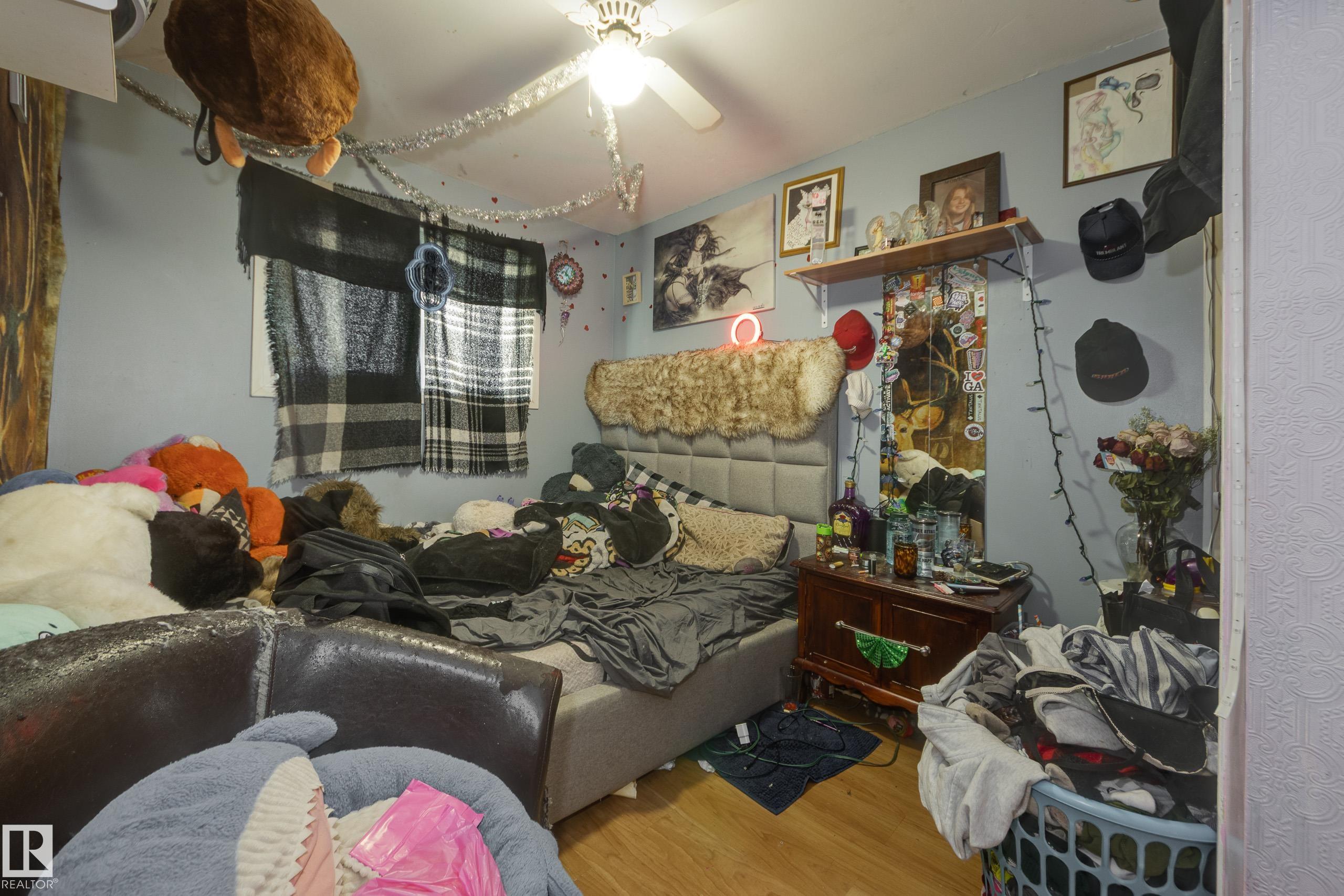 Photo 19 at 1330 72 Street NW, Menisa, Edmonton