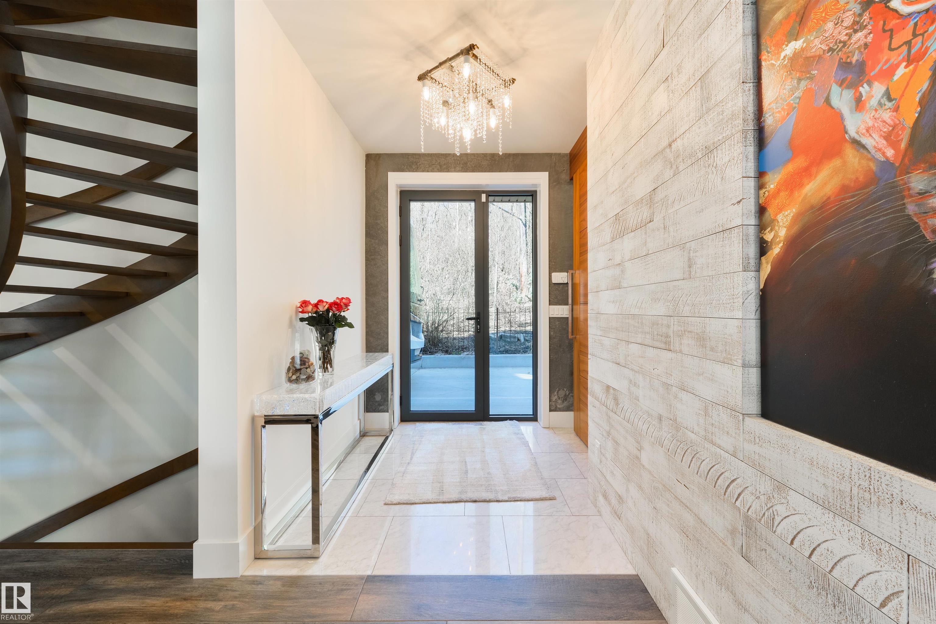 Picture for 9213 97 ST NW