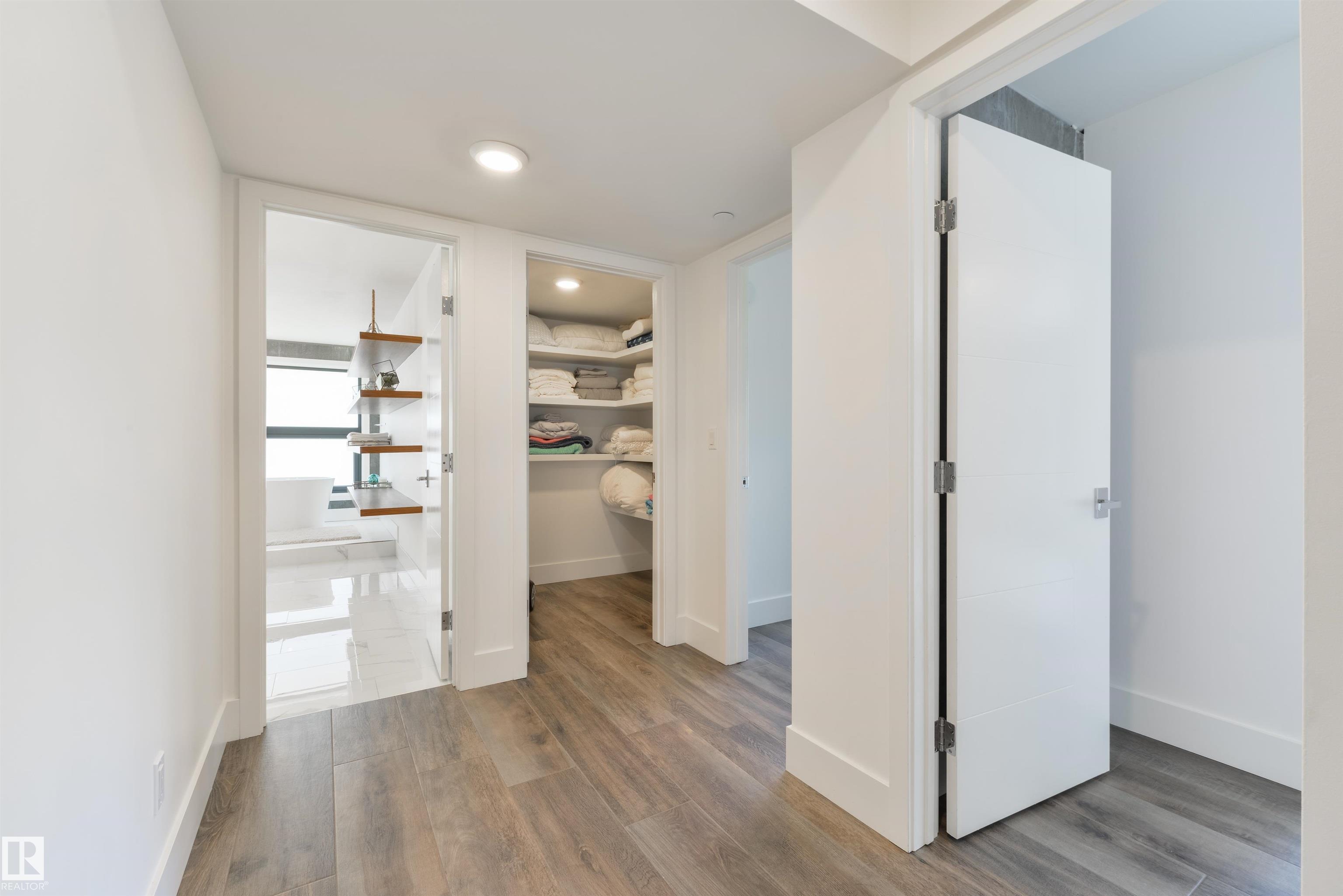 Photo 35 at 9213 97 Street NW, Mill Creek Ravine North, Edmonton