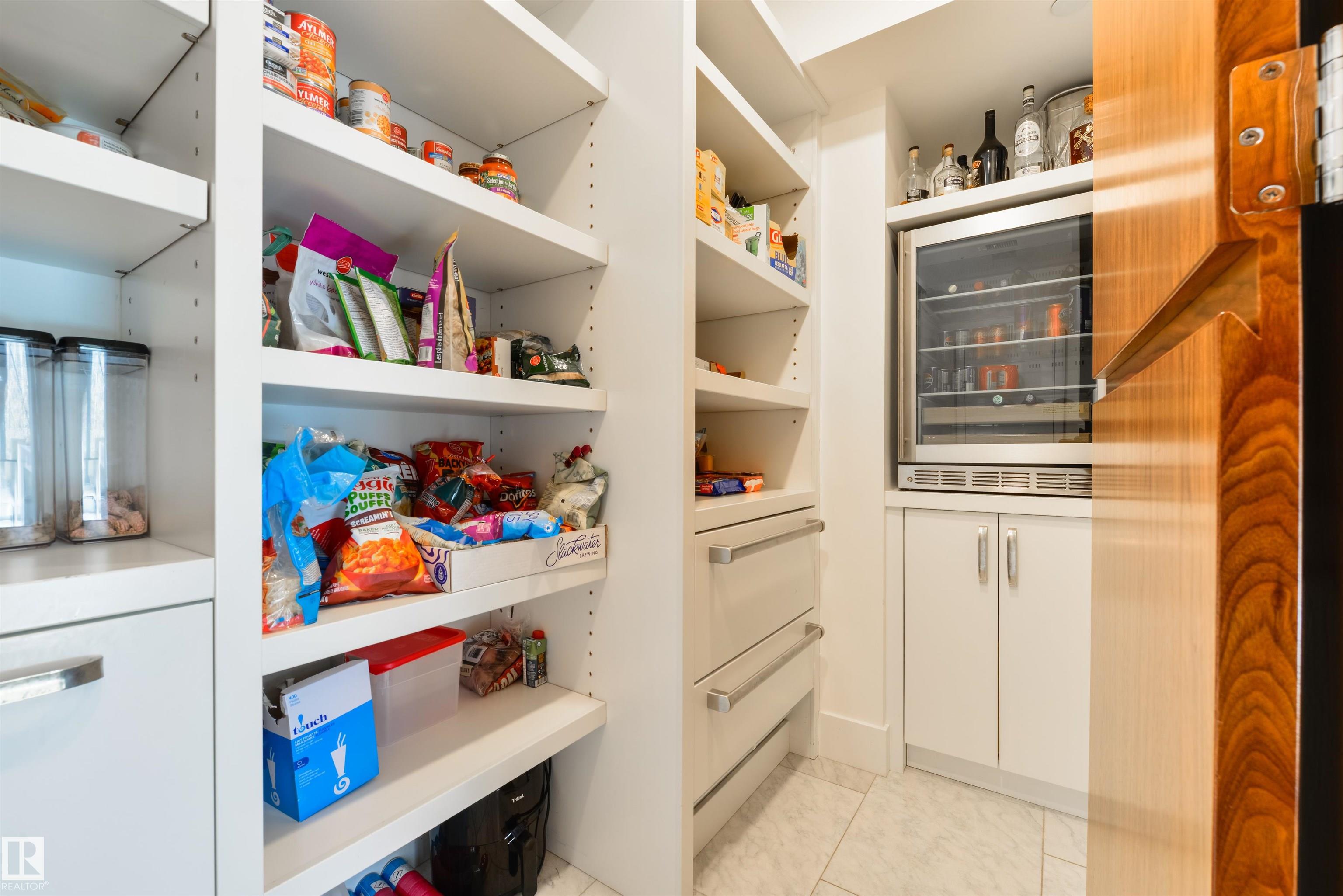 Photo 7 at 9213 97 Street NW, Mill Creek Ravine North, Edmonton