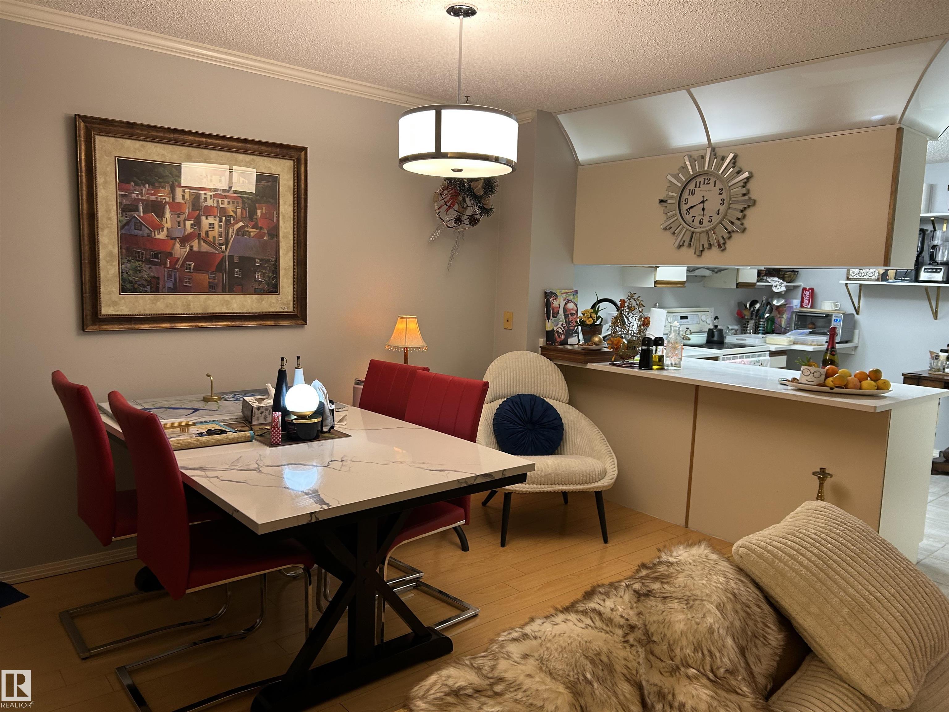 Picture for #202 18020 95 AV NW