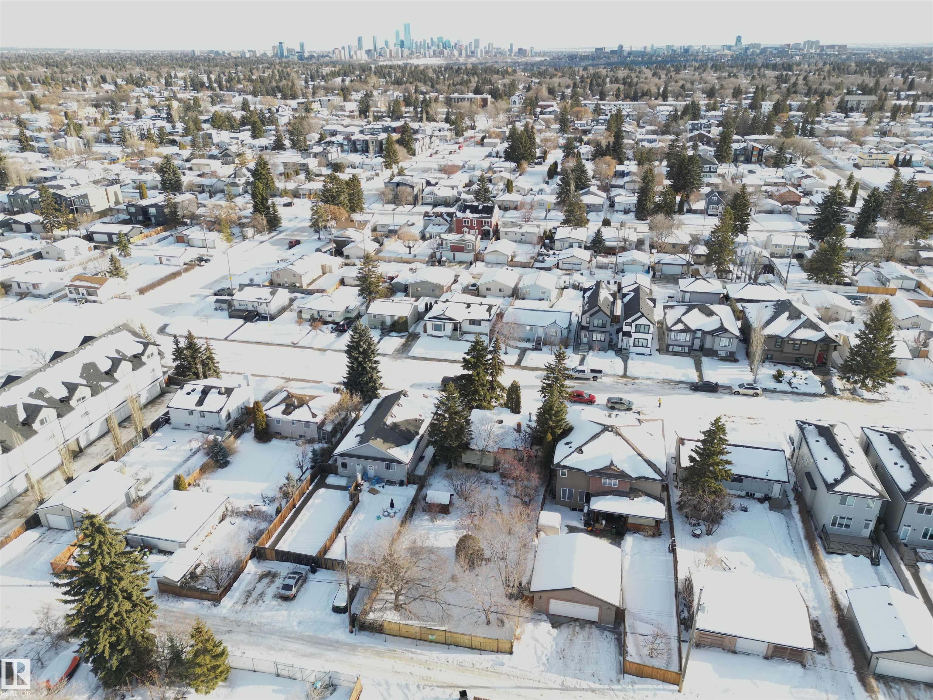 Photo 13 at 9232 154 Street NW, Sherwood, Edmonton