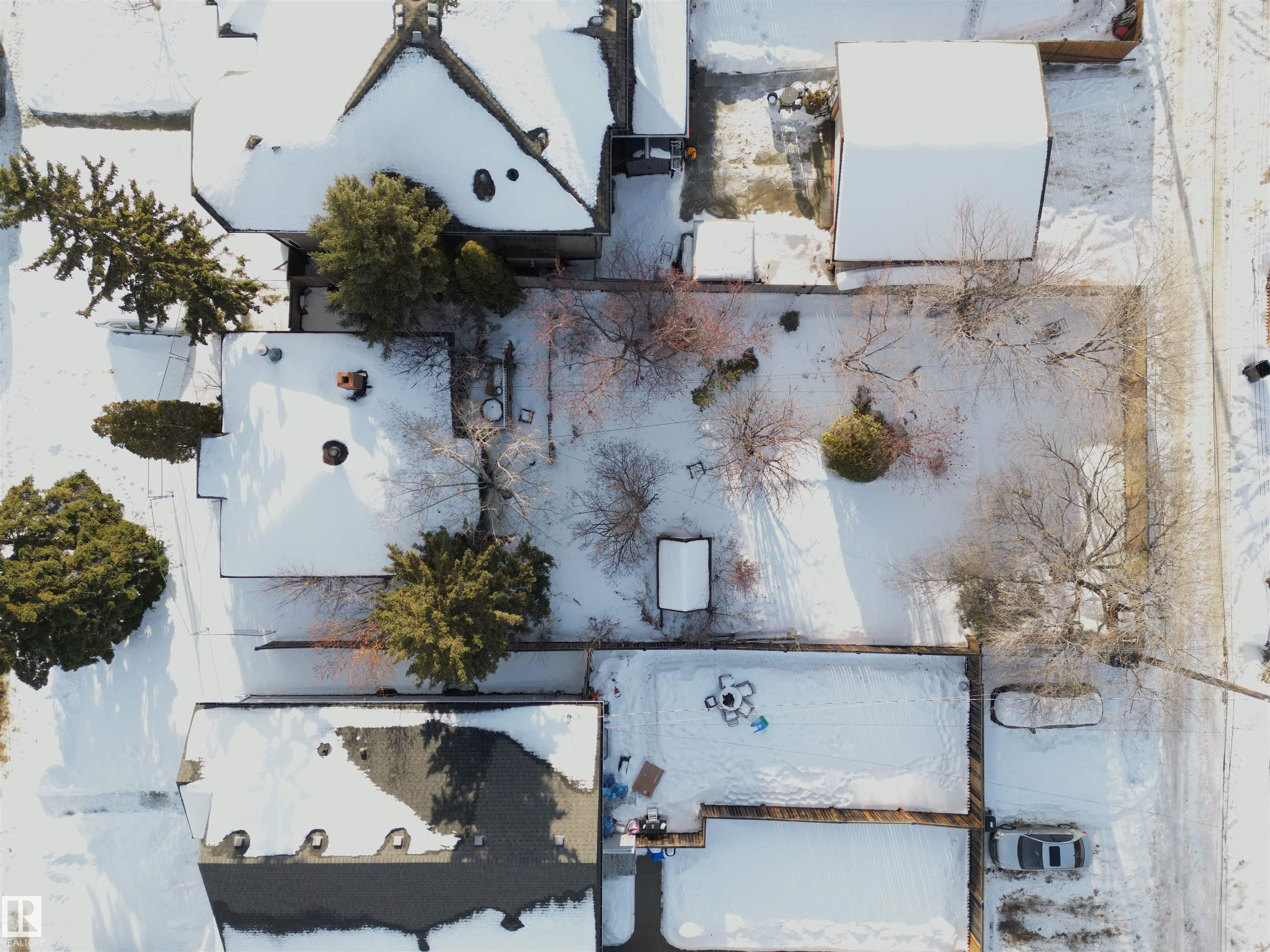 Photo 10 at 9232 154 Street NW, Sherwood, Edmonton