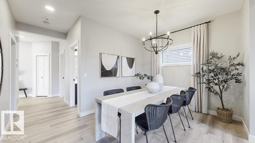 Photo 17 at 5805 Raven Crescent NW, Kinglet Gardens, Edmonton