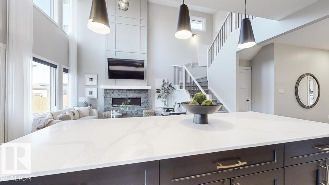 Photo 30 at 5805 Raven Crescent NW, Kinglet Gardens, Edmonton